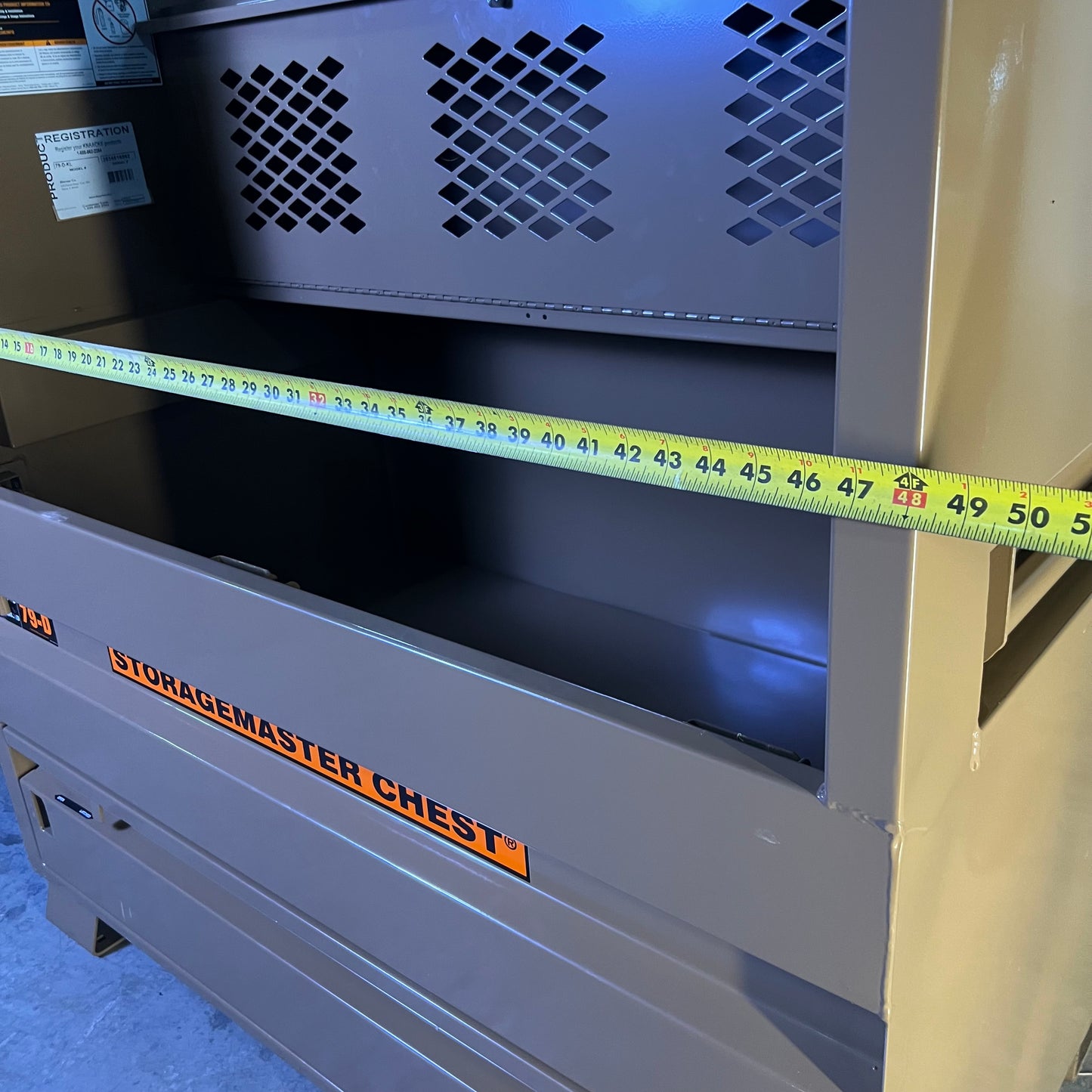 KNAACK Storagemaster Jobsite Piano Box W/Junk Trunk Tool Box Sz 48"L x 30"W x 50"H 79-D-KL (New Other, Minor Cosmetic Damage)