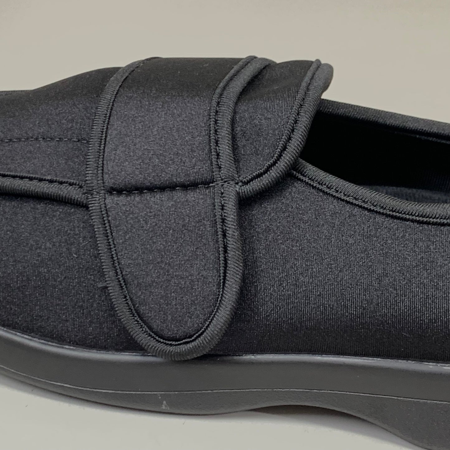 PROPET Cronus Slippers Men's SZ 11 Black M0095B-M-11