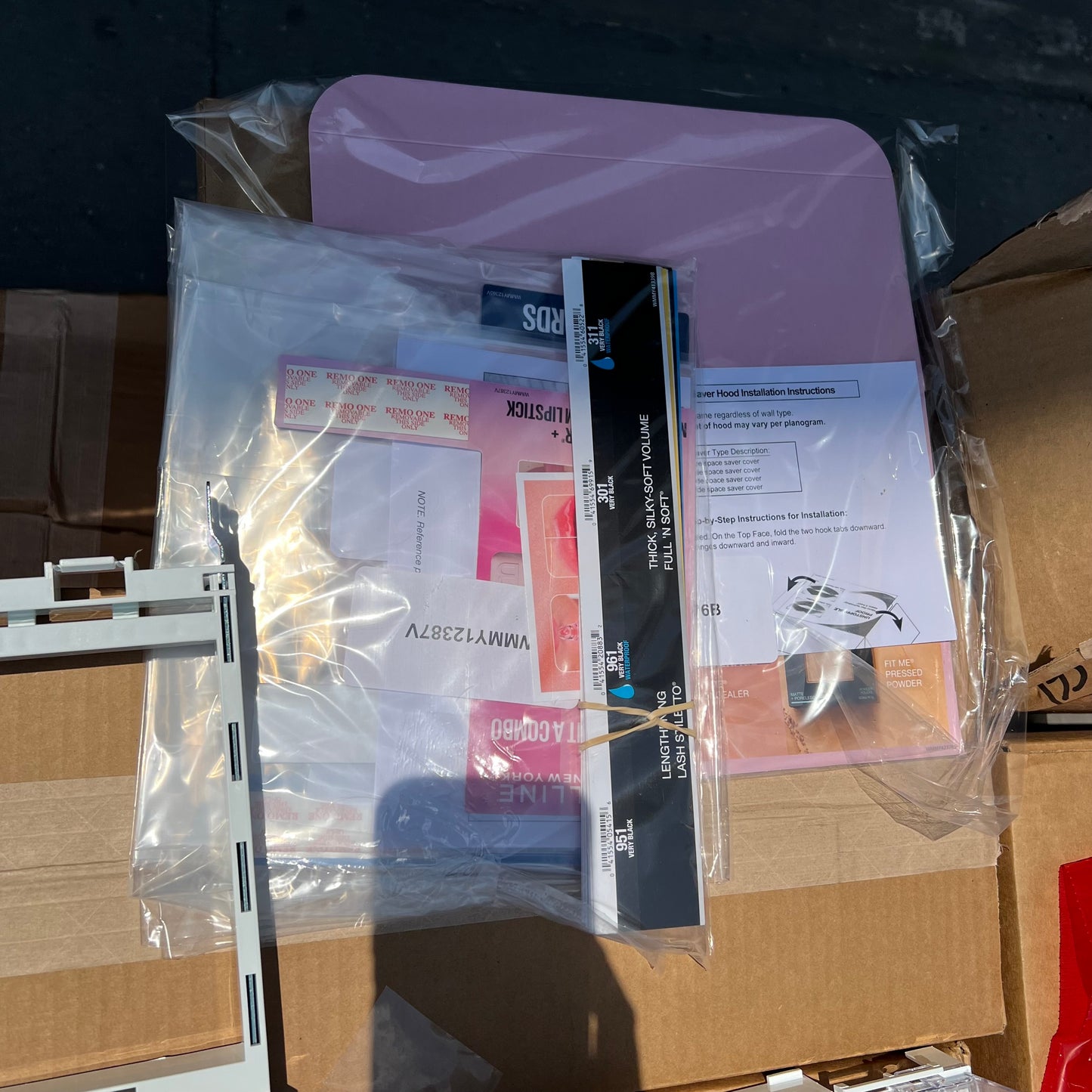 ZA@ Pallet of MIXED Assorted Makeup Displays (AS-IS)