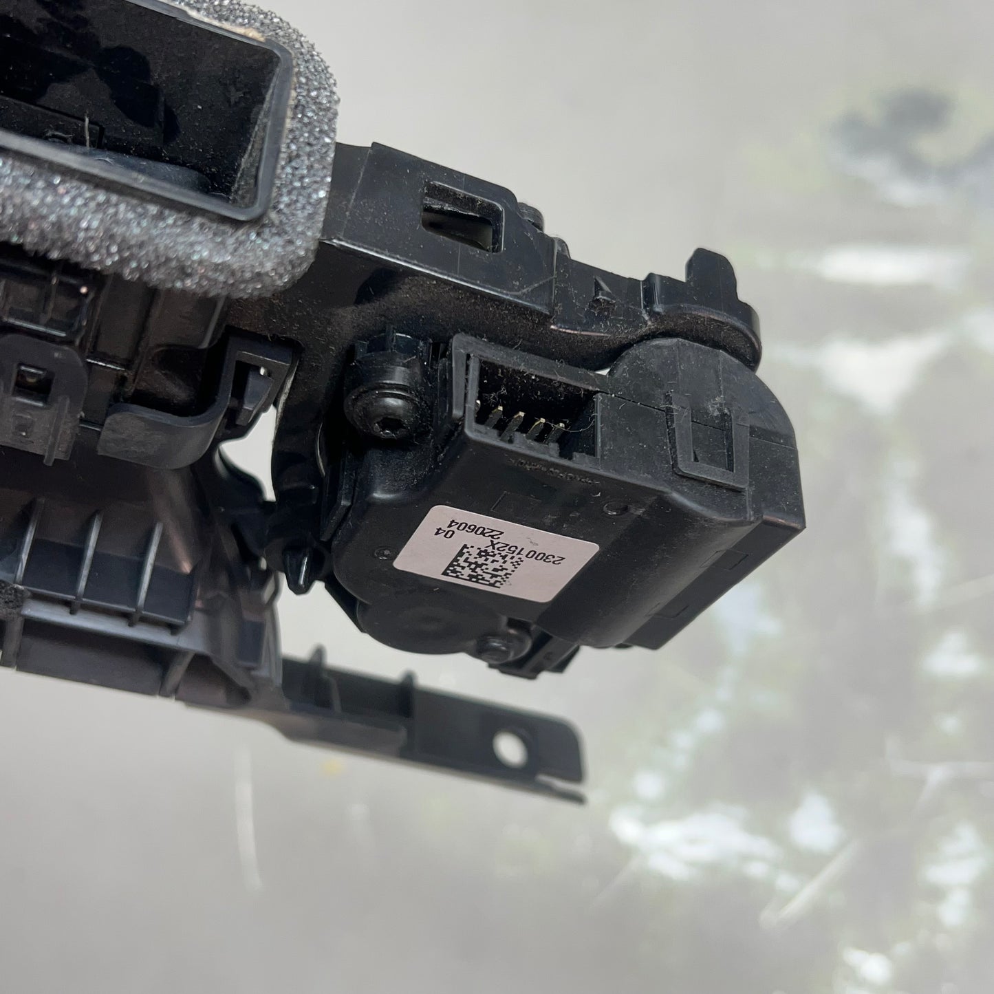 TESLA MODEL 3 19-21 Front Driver Side Dash AC Air Vent Duct Black 2080547X