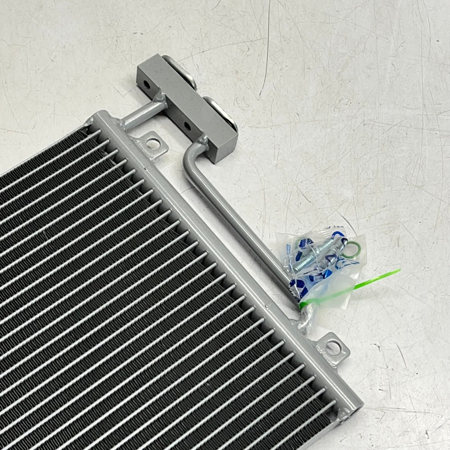 NISSENS A/c Condenser for Porsche 911 (1998) Boxster (1997) Cayman (2006) 94715