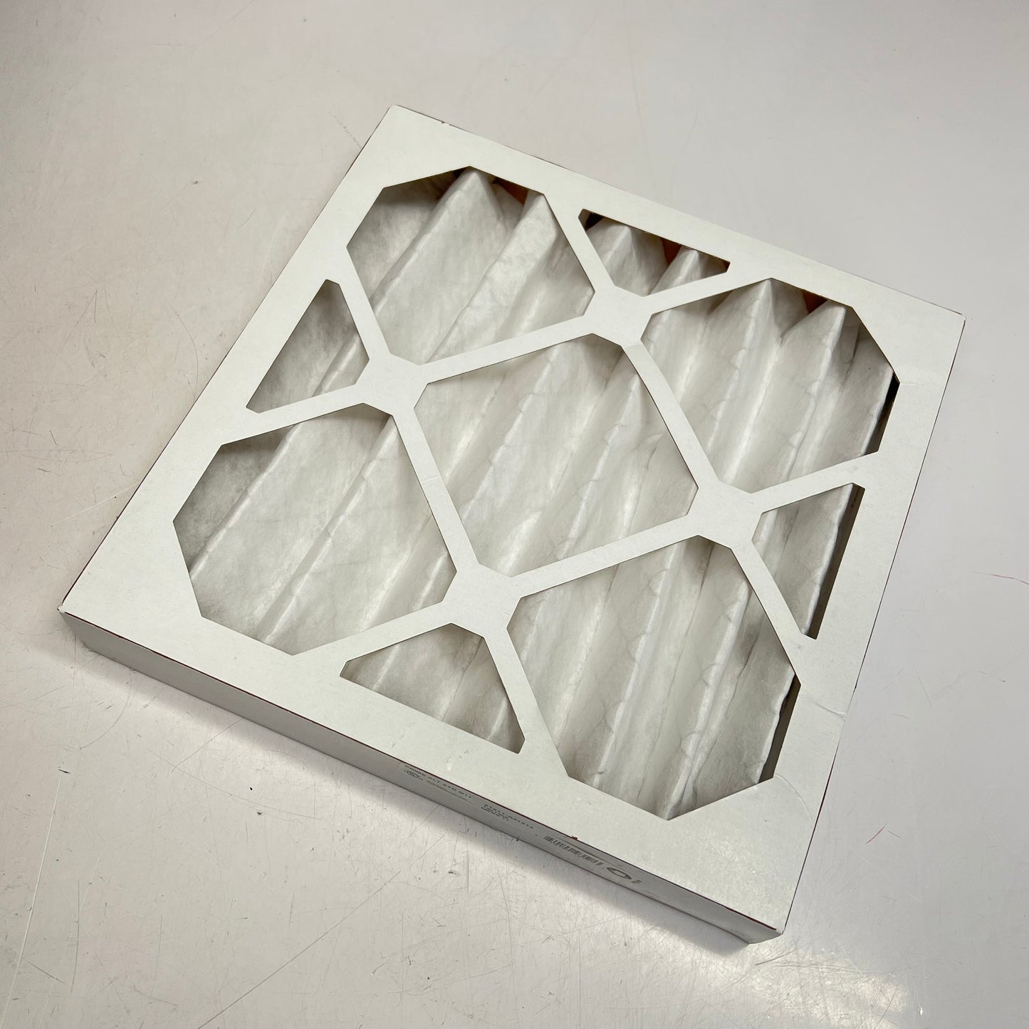 ZA@ MANN + HUMMEL (12 PACK) Furnace Air Filters  12x12x2 White 21211-021212