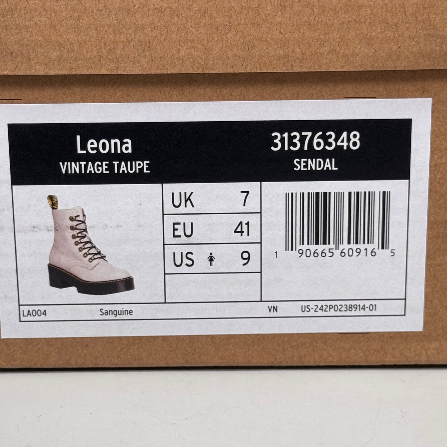 DR MARTENS Leona Sendal 8 Eye Lace Up Leather Heeled Boots W SZ 9 Vintage Taupe