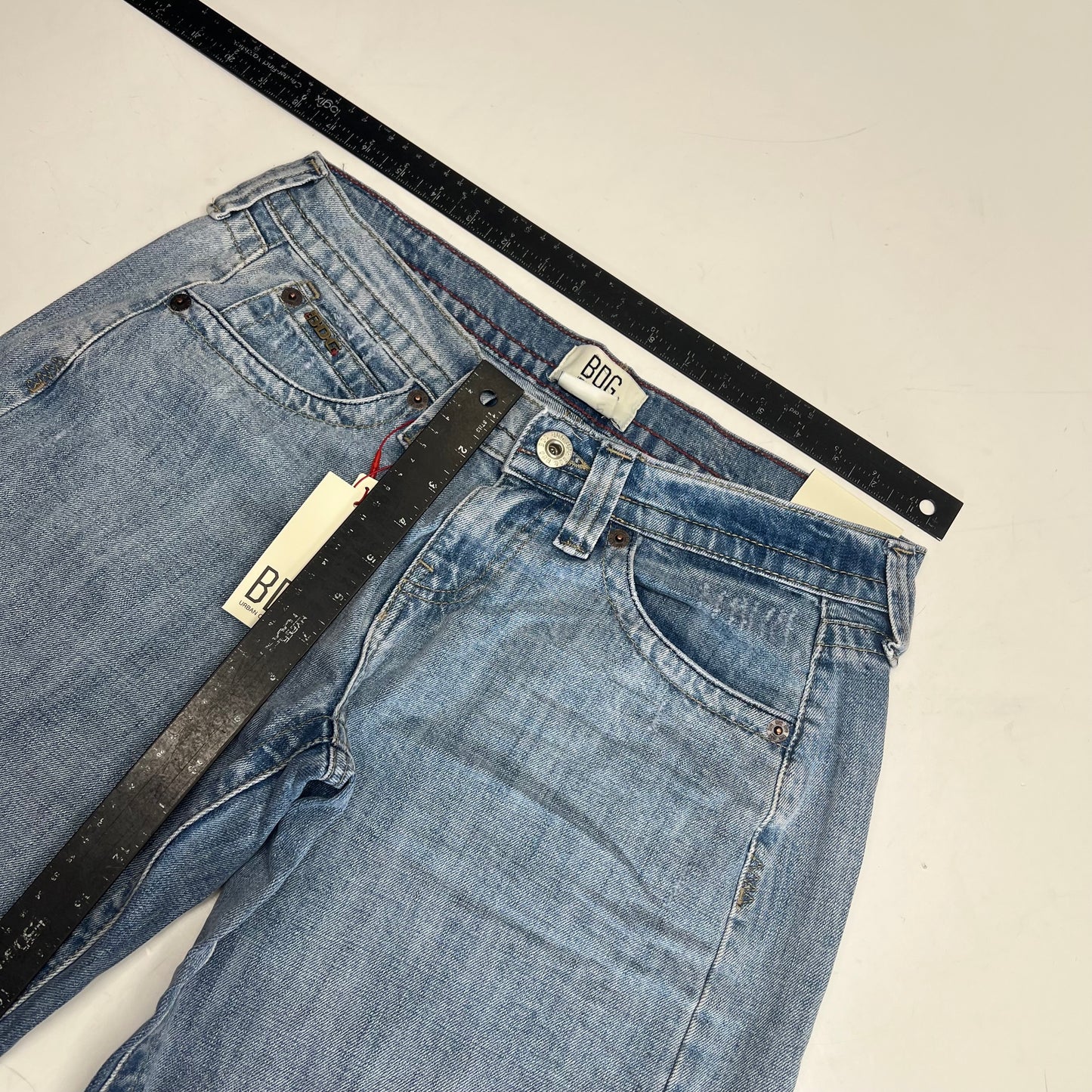 URBAN OUTFITTERS Kayla Low-rise Jeans Women's Sz 29W 32L Salton CP1171215