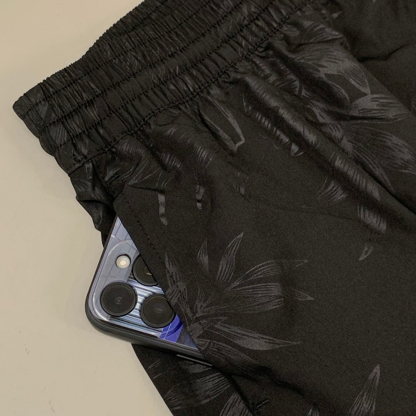 RAYA SUN Stretch Swim Style Shorts W/ Flower Design Women's 1X Black/Gray