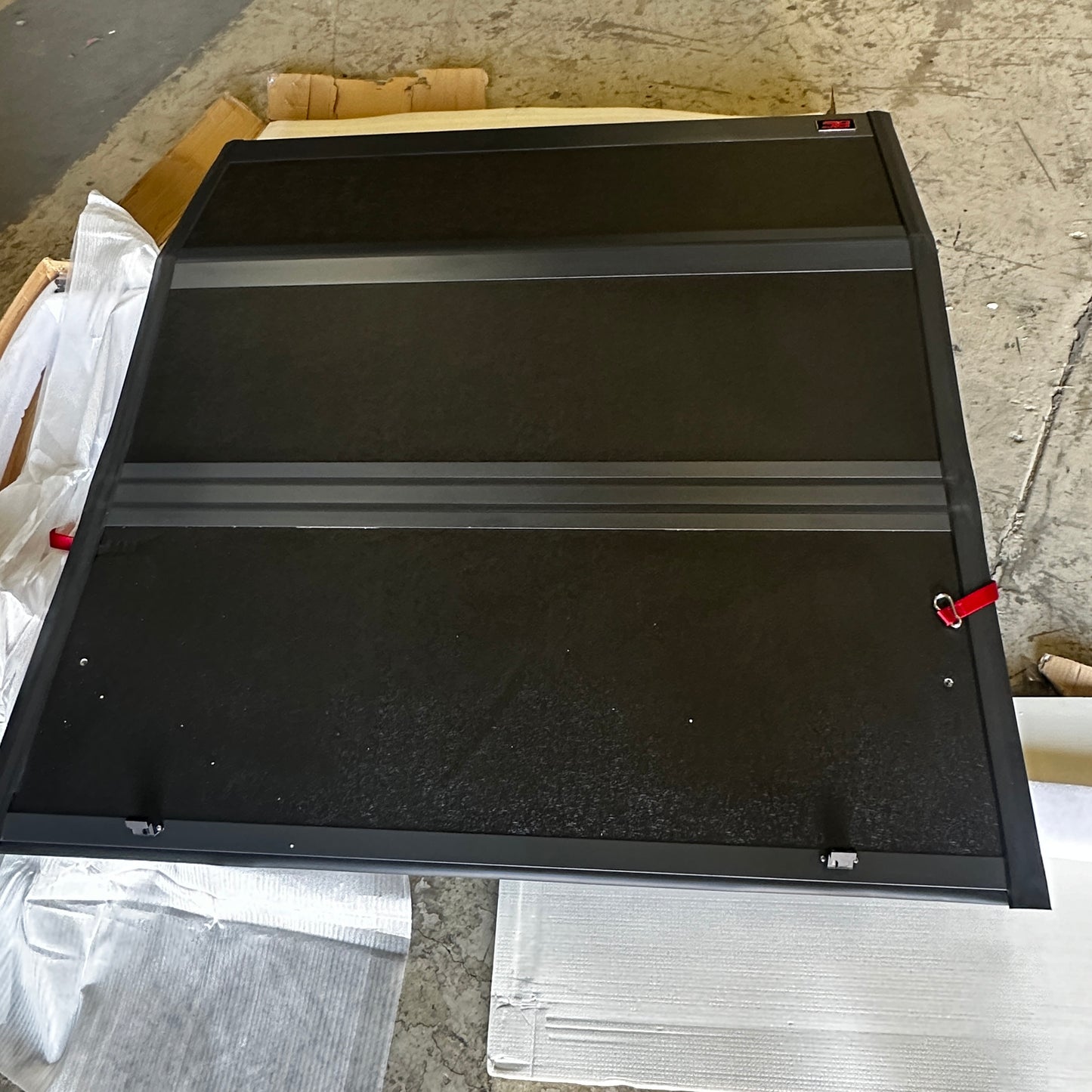 ZA@ Rough Country Hard Low Profile Truck Bed Cover for Chevy Silverado 1500/GMC Sierra 1500 (2019-2024) - 5'10 (69.9") Tri-Fold Tonneau Cover