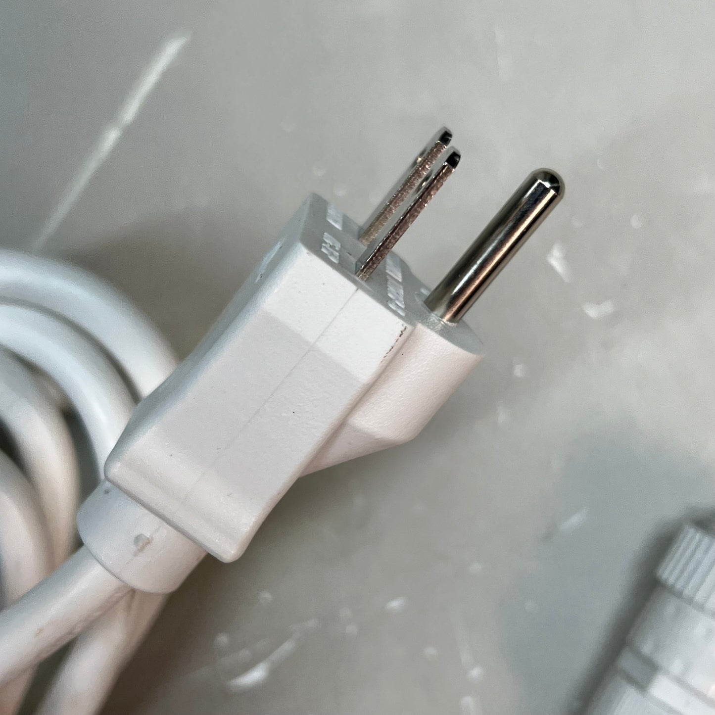 ZA@ NINGBO XUANHAU (2 PACK) Power Cords SJTW 3/C 16 AWG 105 Degree FT3 300V 10ft White 10200000025