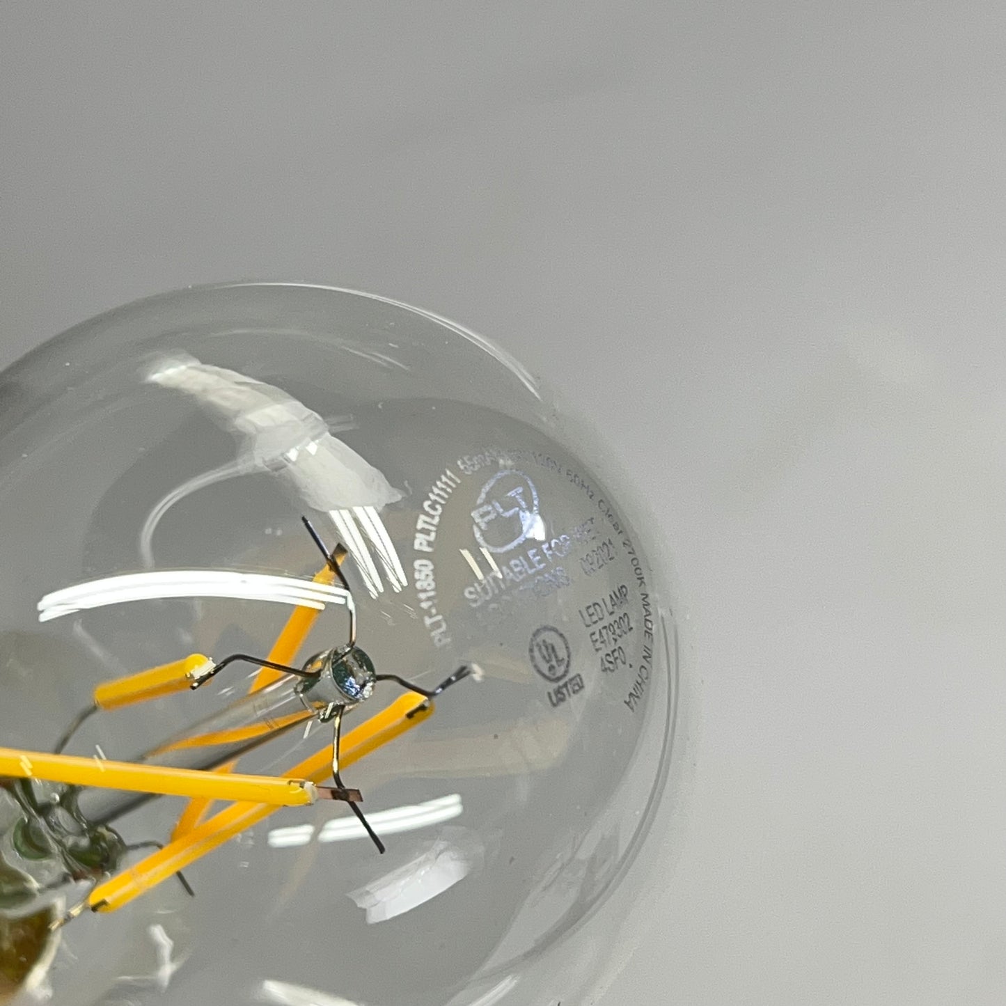 PLT SOLUTIONS (6 PACK) Led Filament Bulbs A19 4.5W 2700K Dimmable PLT-11850