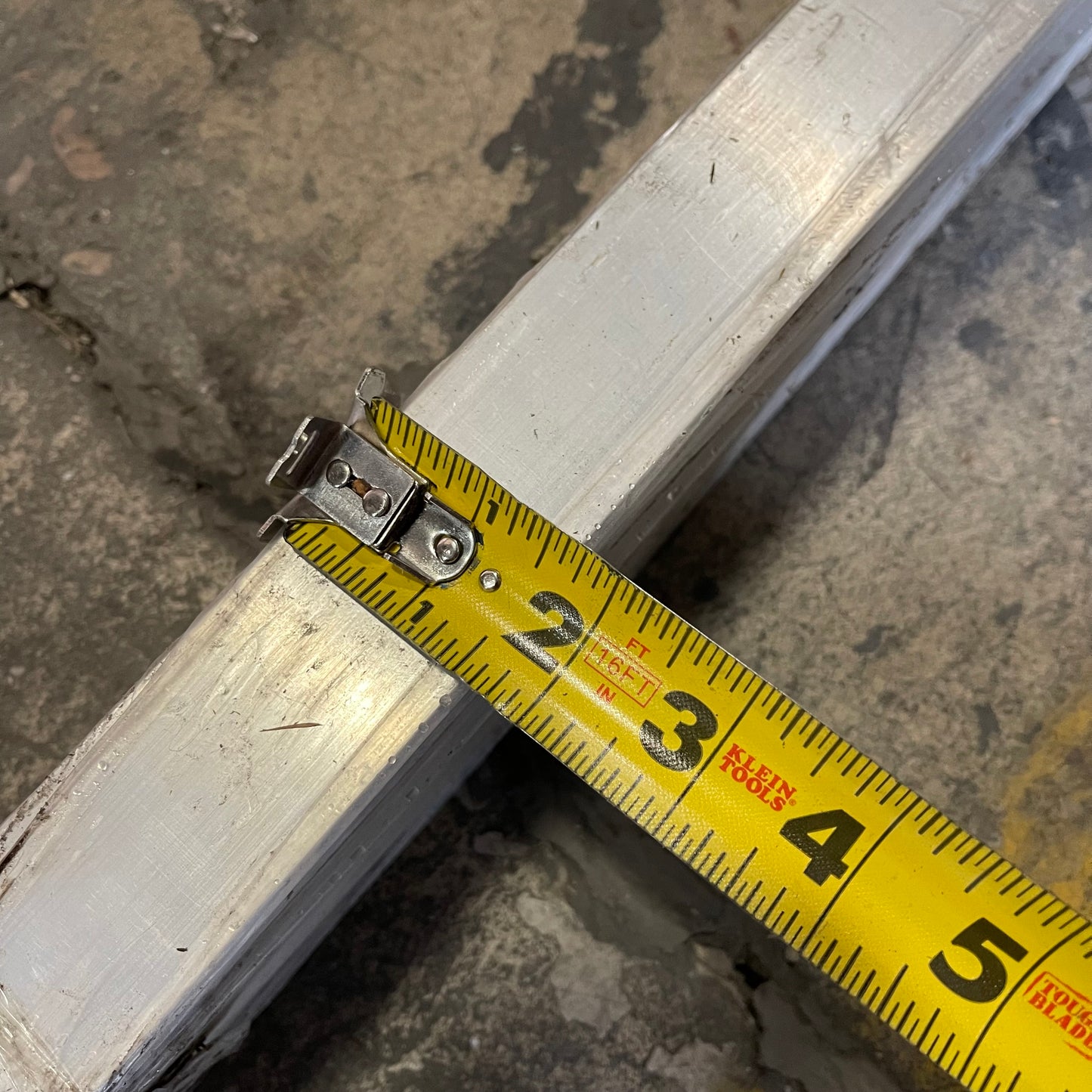 KRAFT TOOL CO. Striker Screed 120” x 1 1/2” x 3 1/2” ALUMINUM CC612AL