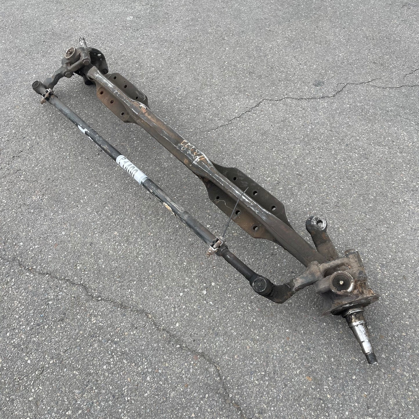 ZA@ Pallet of MIXED Rear Axle (USED)
