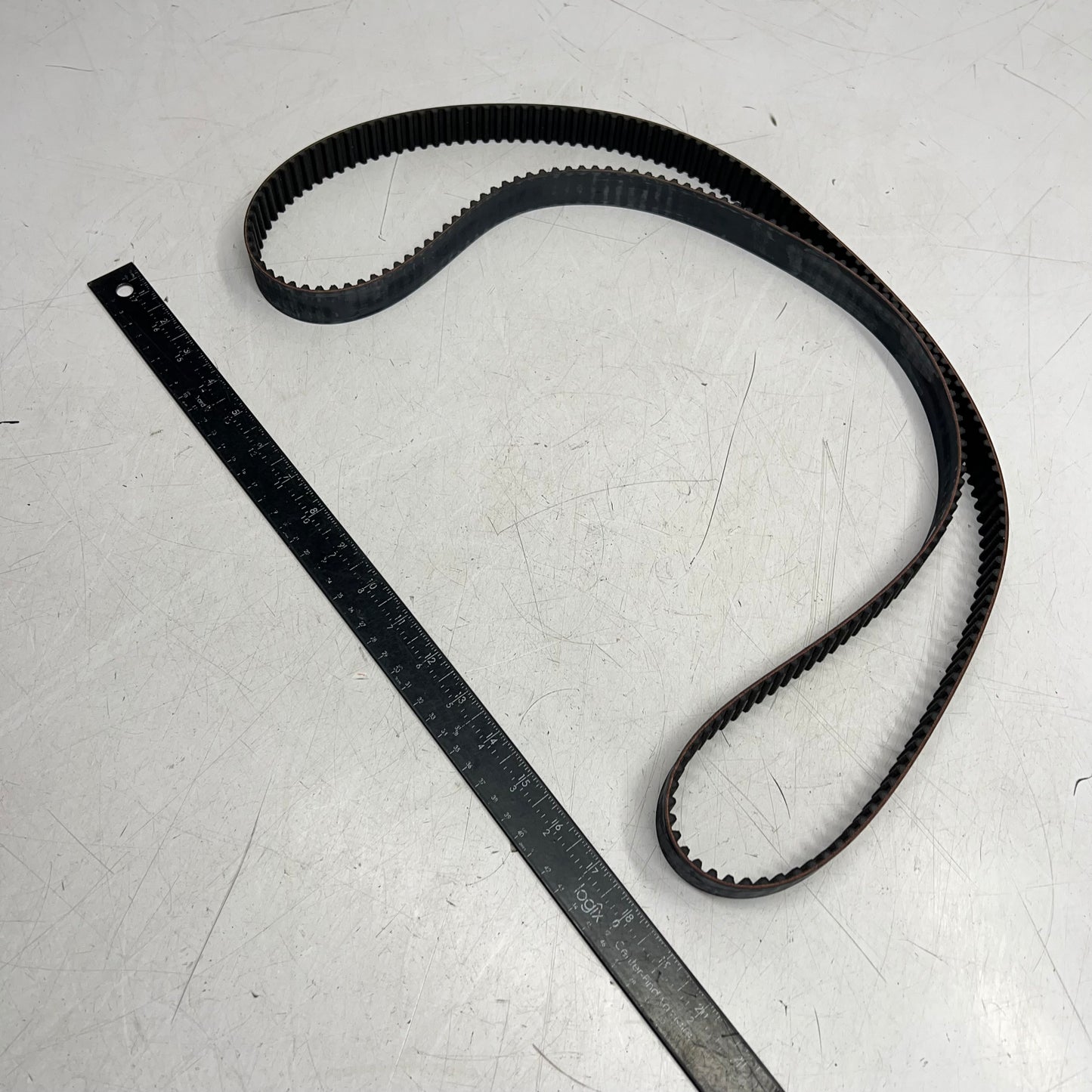 GATES Power Trip Timing Belt For Jeep Vehicles 69.250" L 220 Teeth Black T336