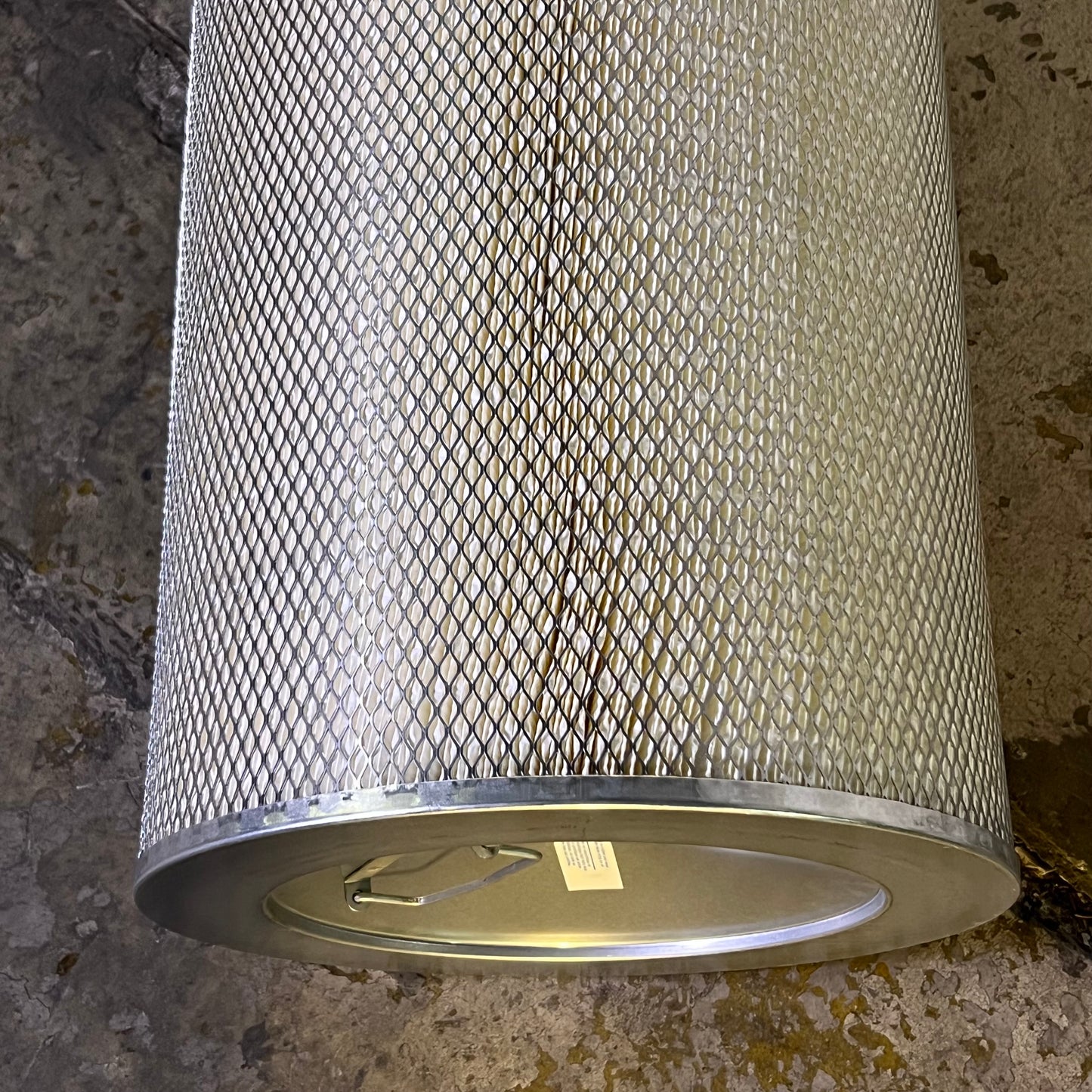 DONALDSON Air Filter, Primary Round 24.5"L x 15"D Grey P182042