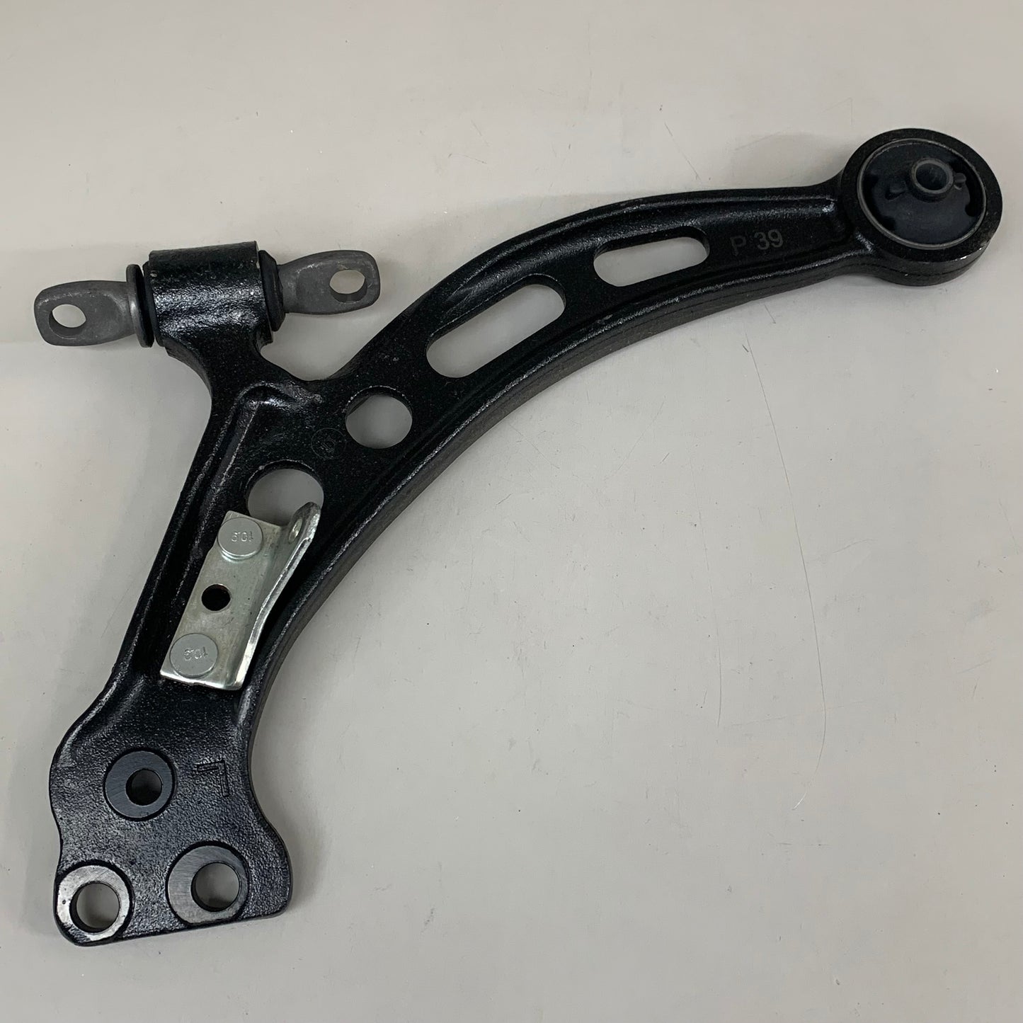 MOOG Front Lower Control Arm Driver Side Lexus & Toyota Models RK640191