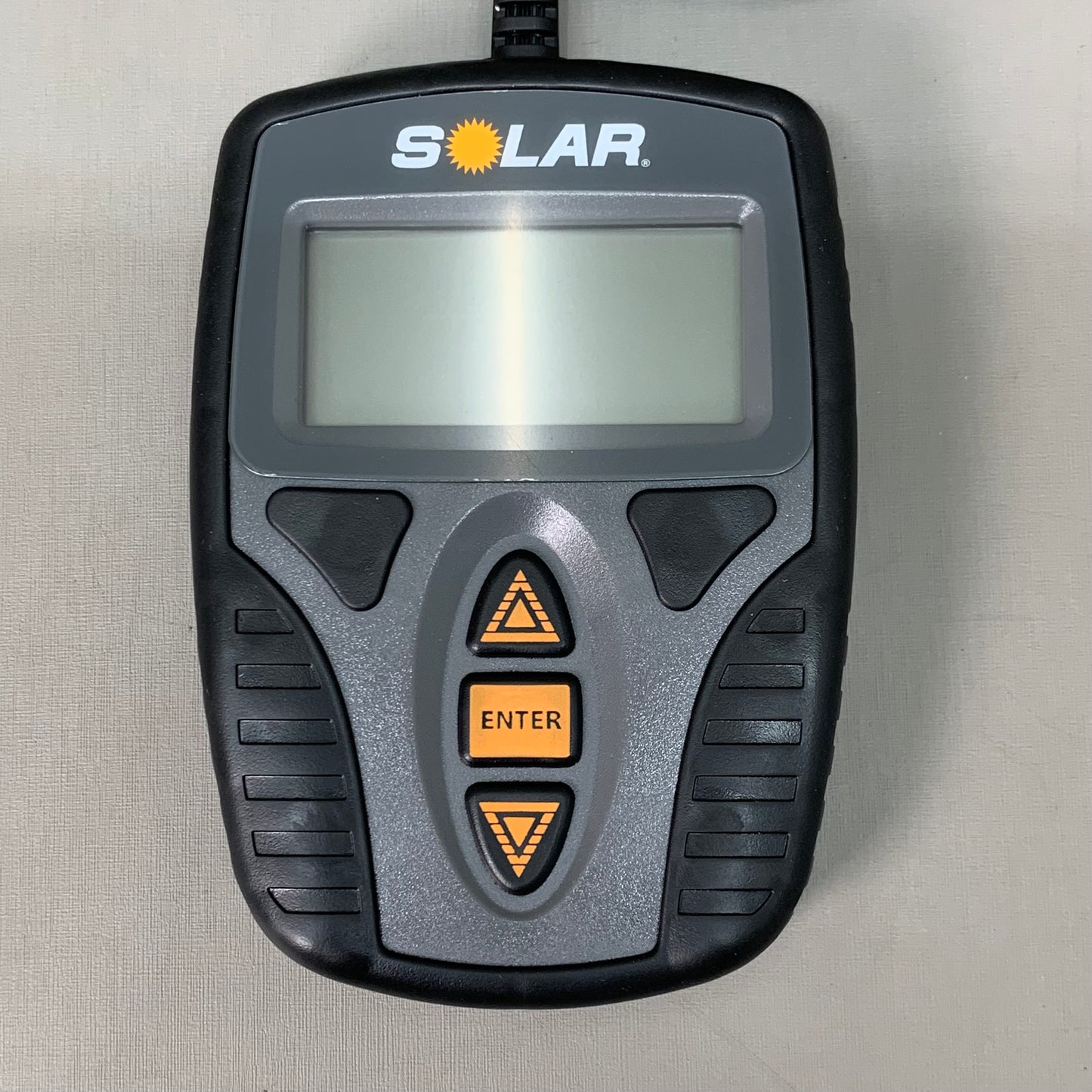 SOLAR Battery & System Tester for 12 Volt Batteries 11" x 7" Black BA9