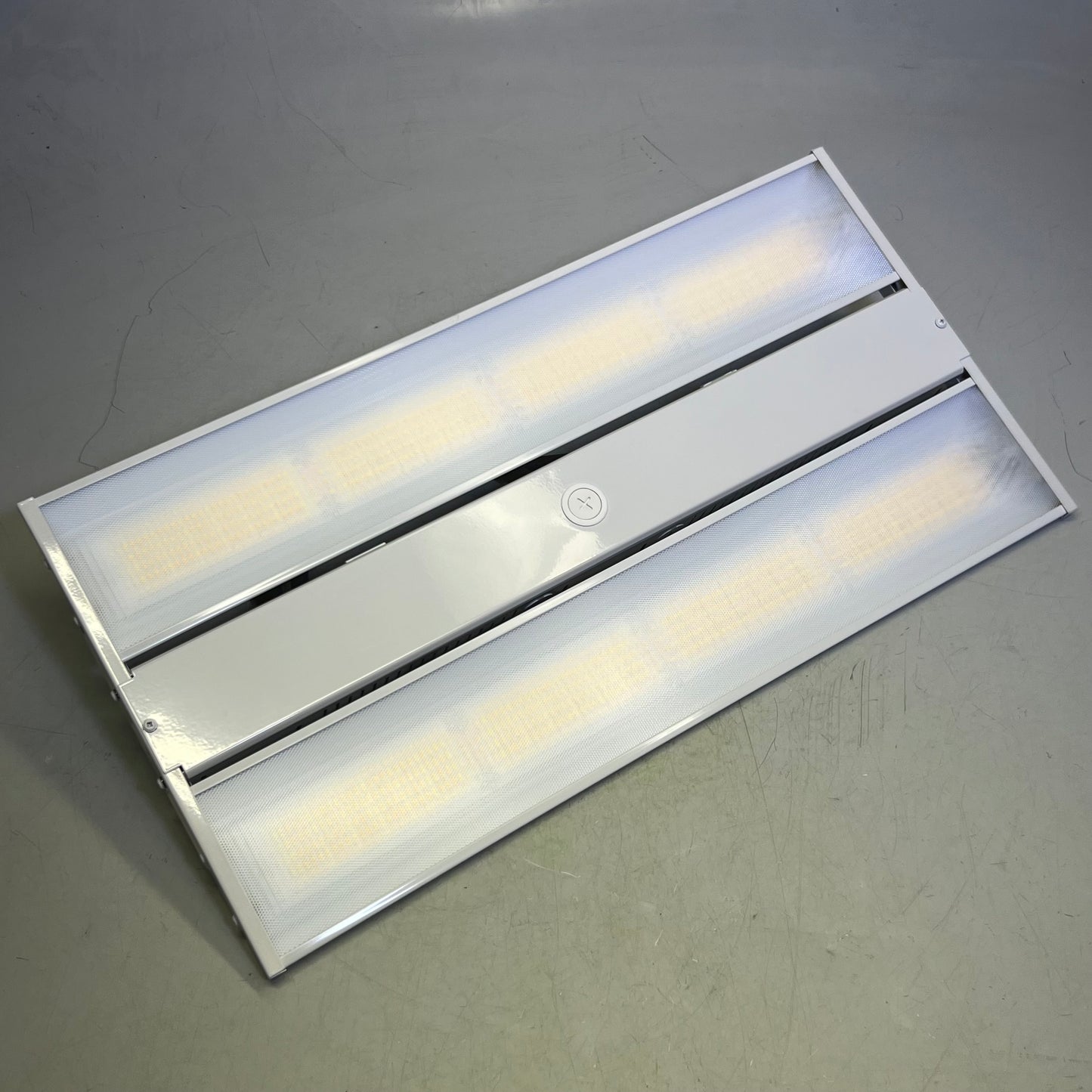 ZA@ ASTRELIGHTS LED Linear High Bay 120-277V 120W/165W/225W, 4000K/5000K ALI-00-51VT-007 C