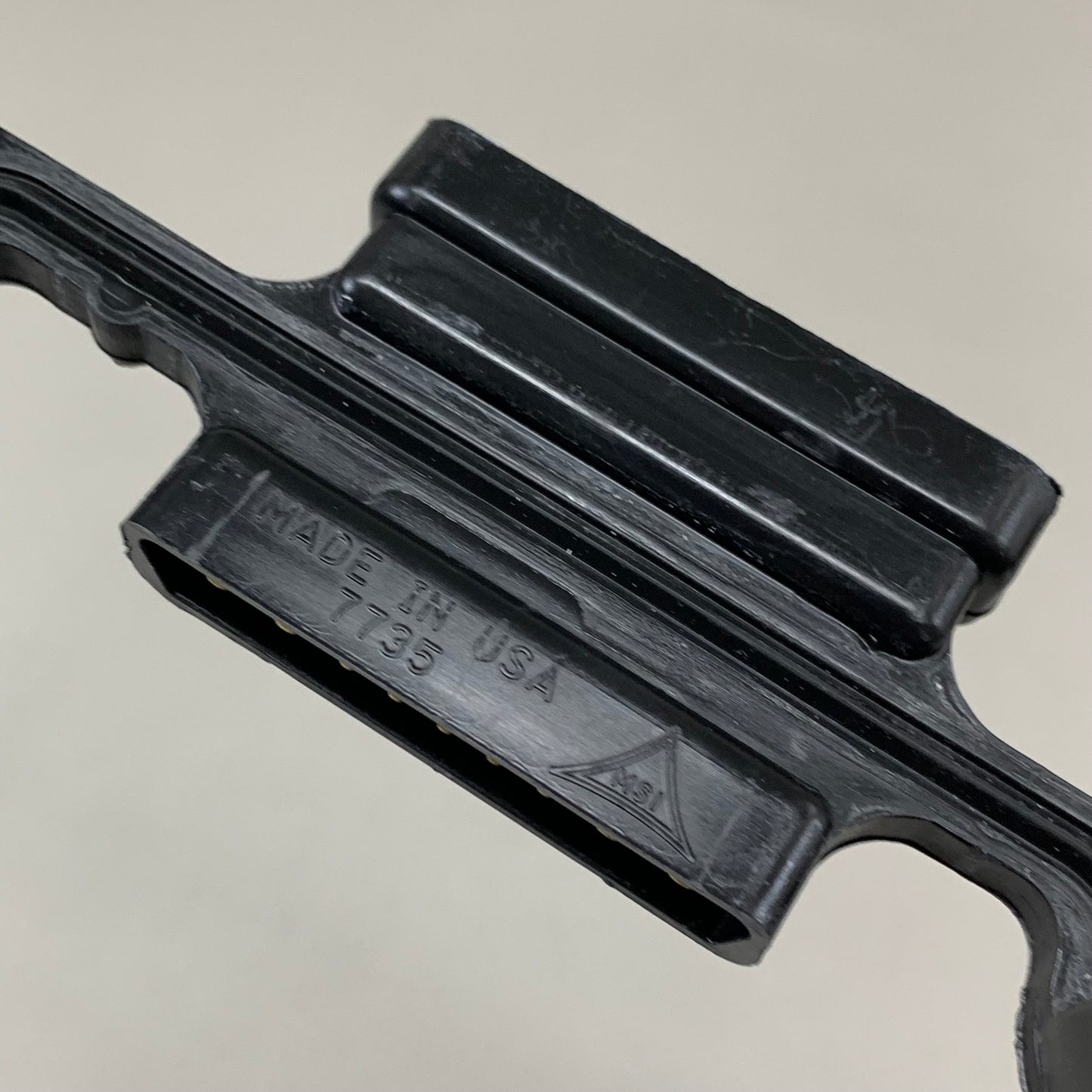 MAHLE Valve Cover Gasket For Ford VS50329