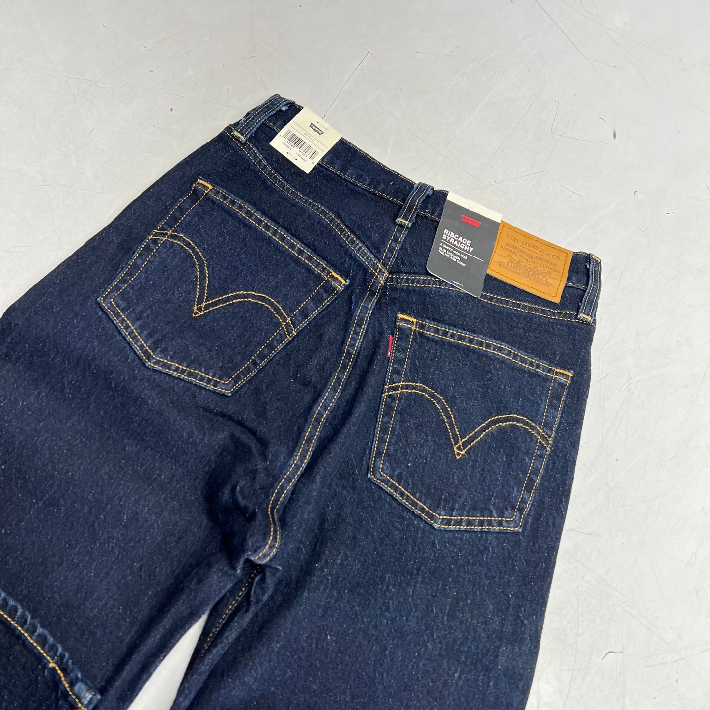 LEVIS Ribcage Straight Leg Denim Pants  Women's Sz 26x32 Small Course 79078-0014
