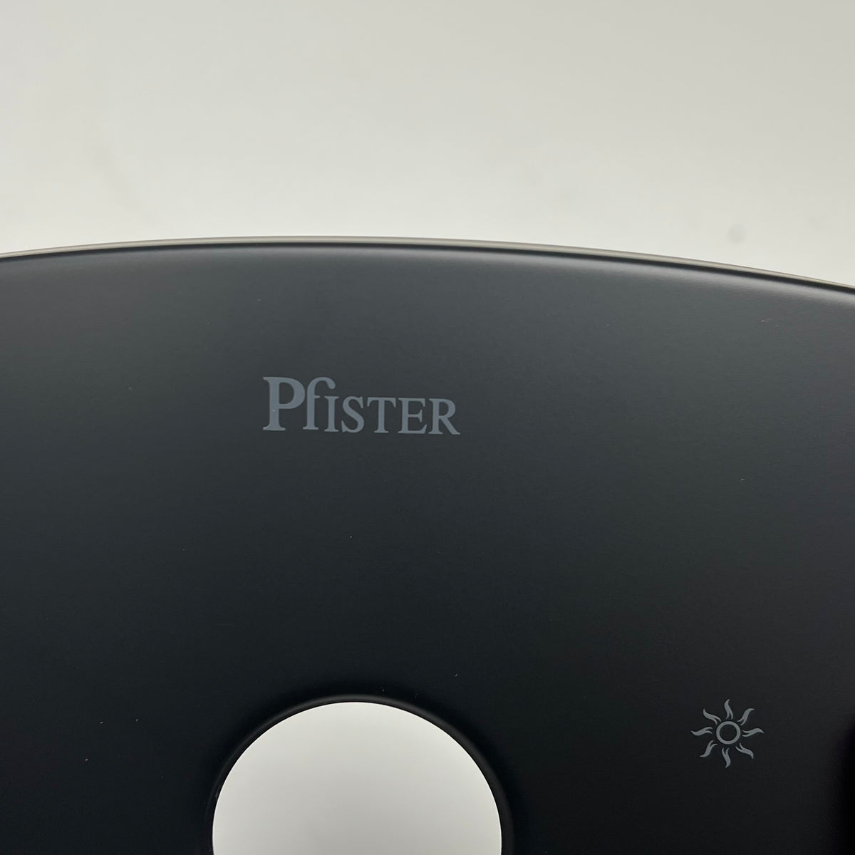 PFISTER Minimalist Modern 1 Handle Shower Trim Kit  Matte Black R89-7PFMB