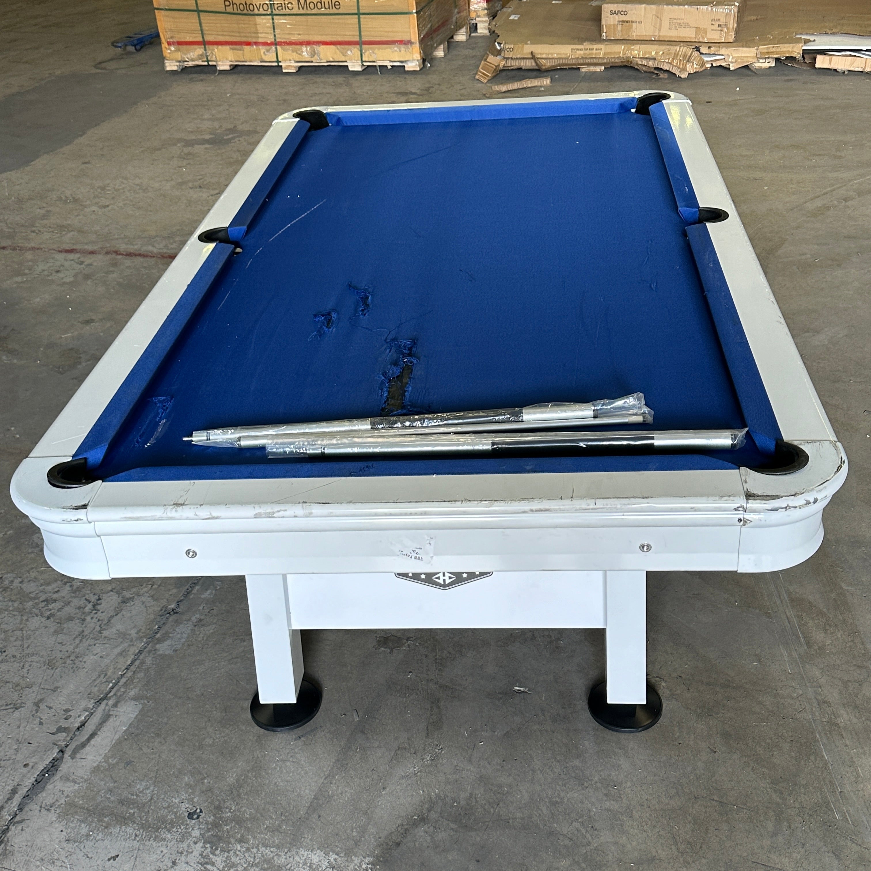 ZA HATHAWAY Pool Table Blue/White 55"x96" (Damaged Felt) PayWut