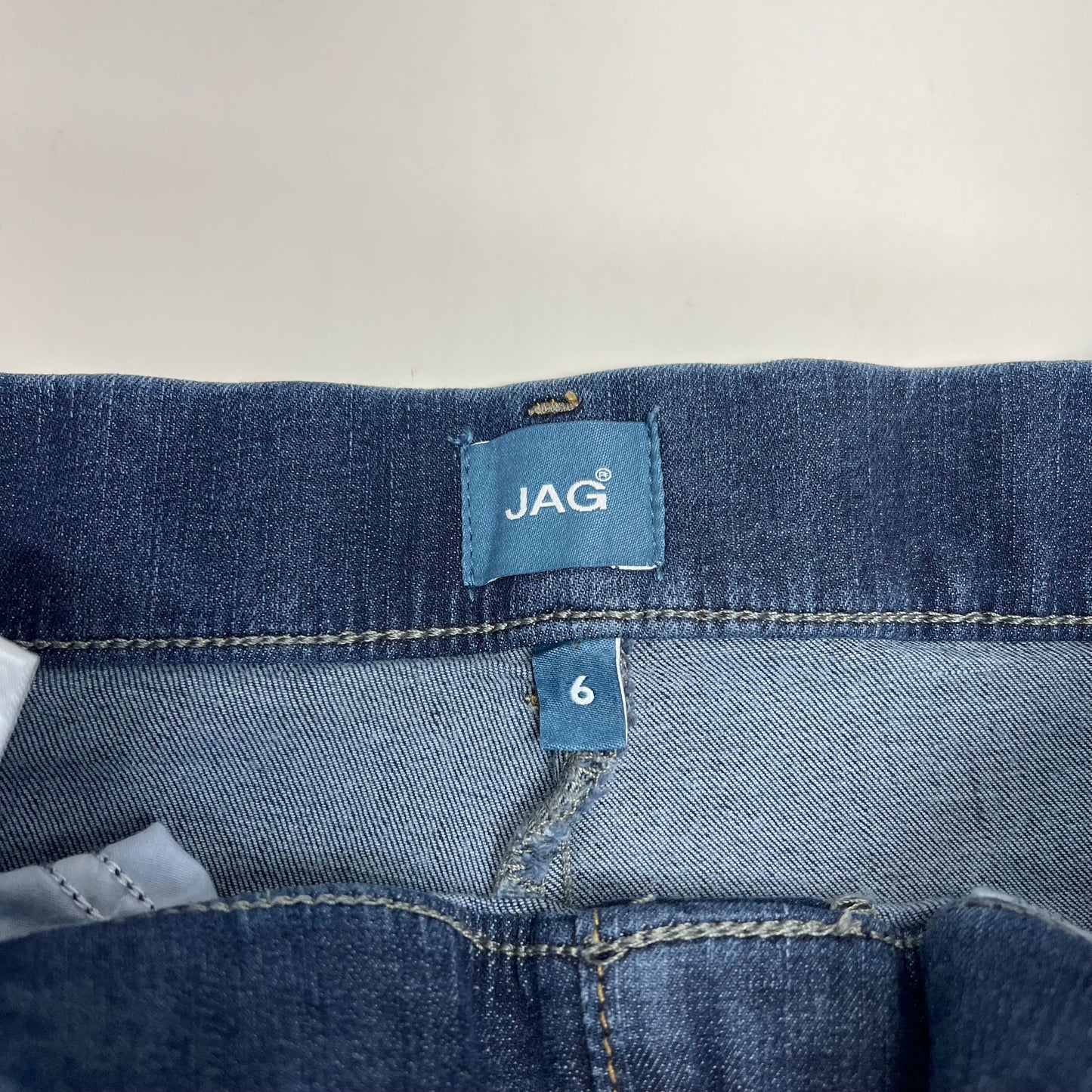 JAG Maddie 8" Bermuda Mid-rise Short Women's Sz 6/8 Medium Wash Blue J5108AU214