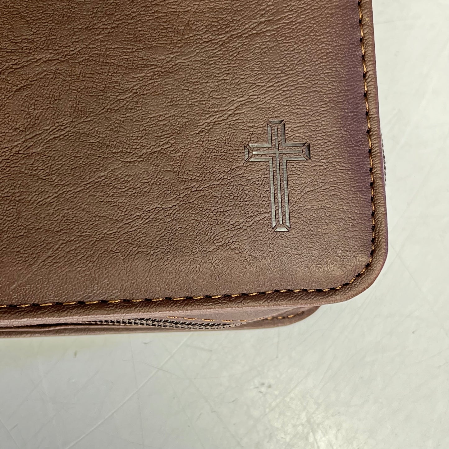 CHRISTIAN ART GIFTS Isaiah 9:6 Faux Leather Classic Bible Cover 8"x11" Walnut
