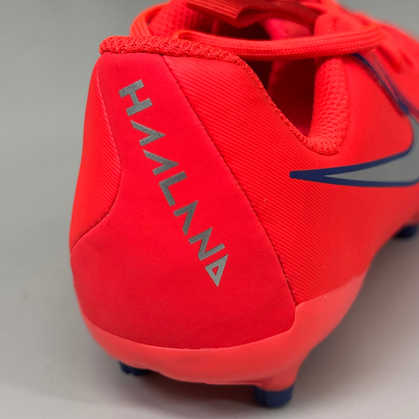 NIKE Kids Cleat Phantom GX II Academy X Haaland FG/MG Sz 3.5y Bright Crimson