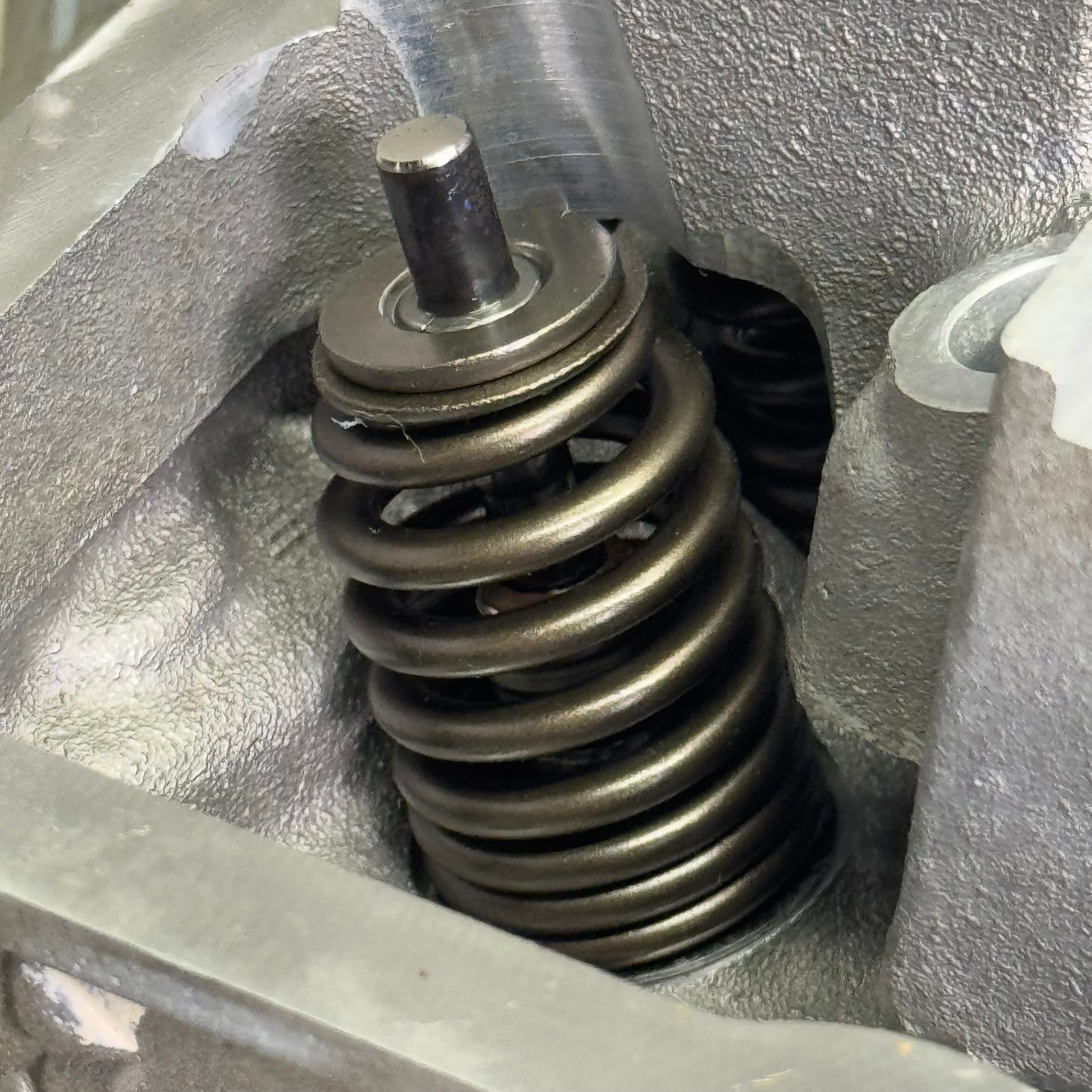 MOPAR Remanufactured Cylinder Head Left Side Sz 17” L x 7.5” W x 7” R3620113AA