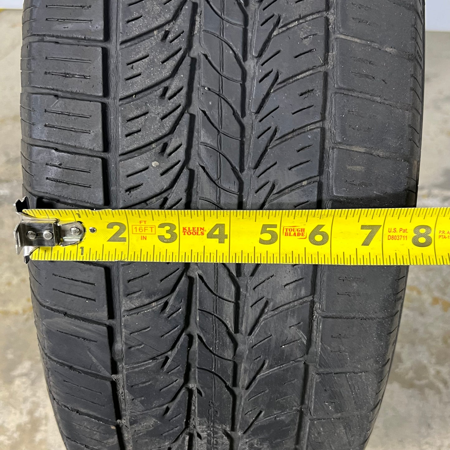GENERAL All-Season Touring Tire Sz 235/65R18 106T Black ALTIMAX RT43 (Used)