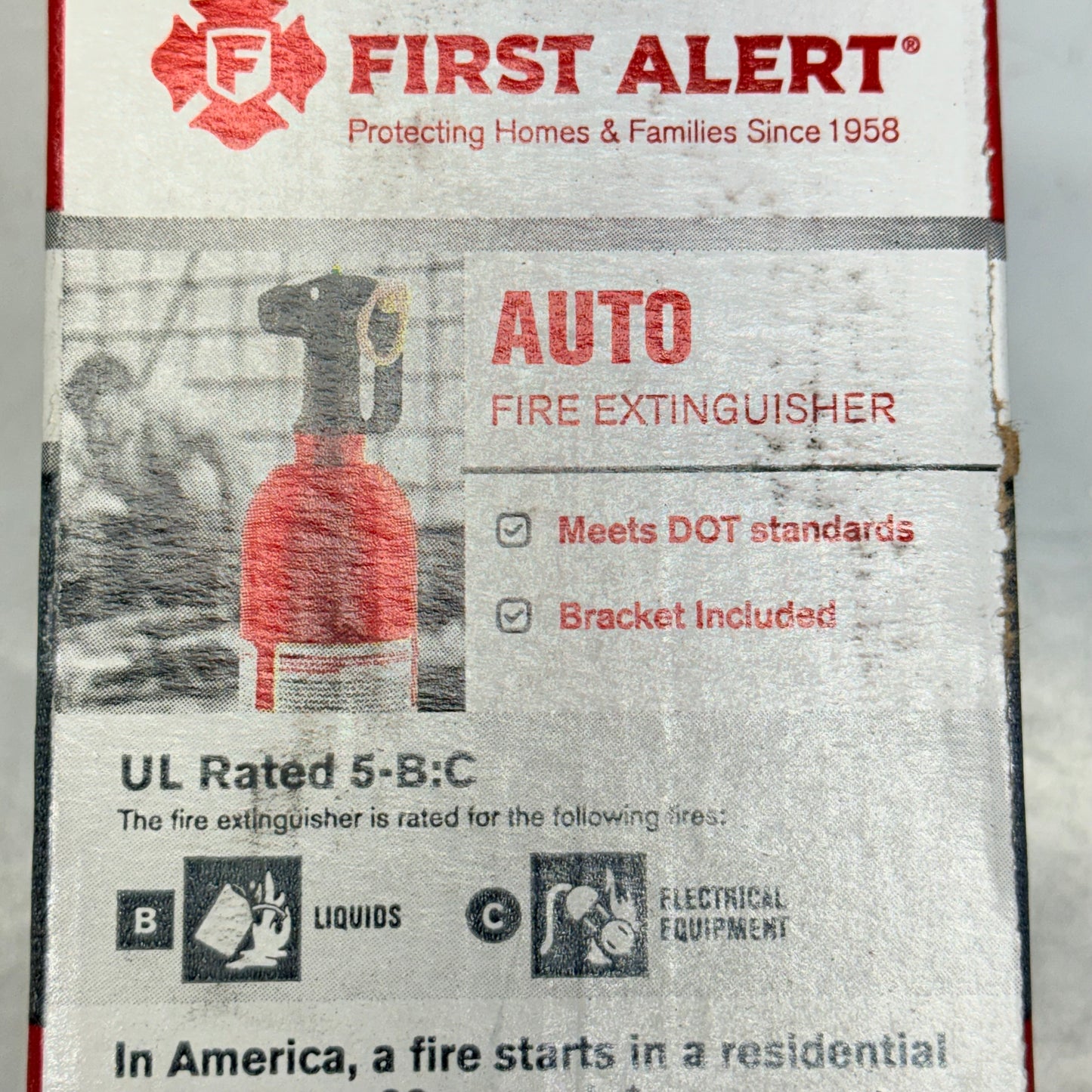 FIRST ALERT Automobile Fire Extinguisher UL Rated- 5-B:C (2lbs) AUTO5