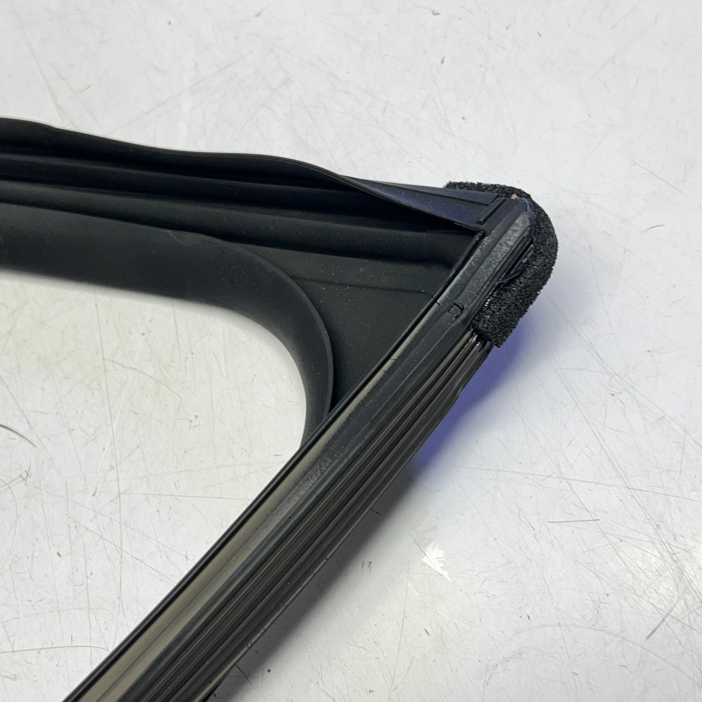 KIA Genuine Oem Run Front Driver Wdo 2021-2024 Kia K5 Black 2531L3000