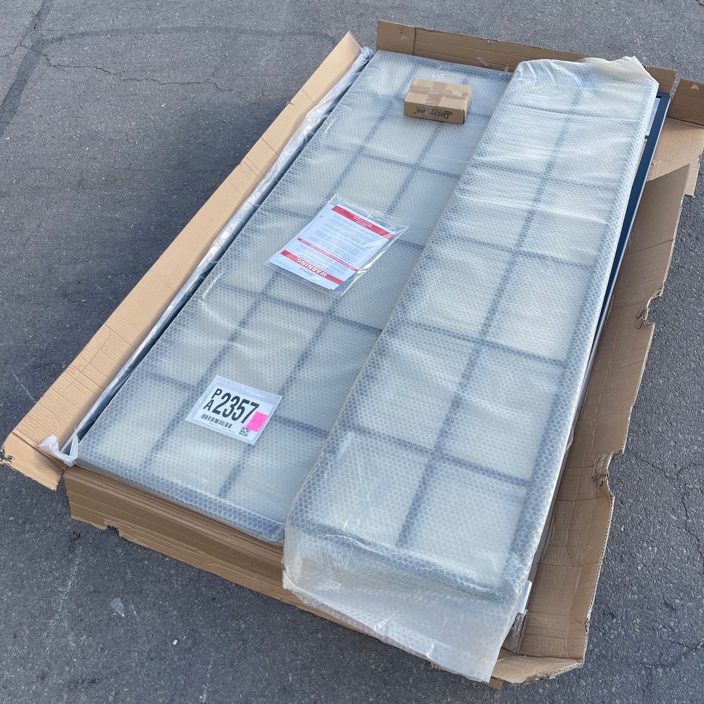 ZA@ Pallet of DREAMLINE French Corner Flamed Sliding Glass Shower Enclosure SHEN-8140400-89 (New)