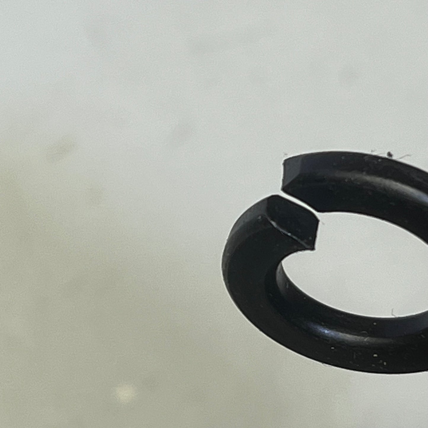 COPPER STATE BOLT & NUT CO (112 PACK) Medium Split Lock Washer Plain 5/8" Black