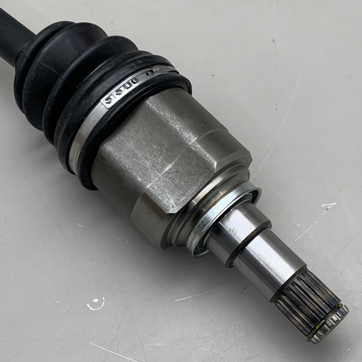 NAPA CV Drive Axle Grooved 20 Spline 25.47" for Pontiac & Toyota 94-4029