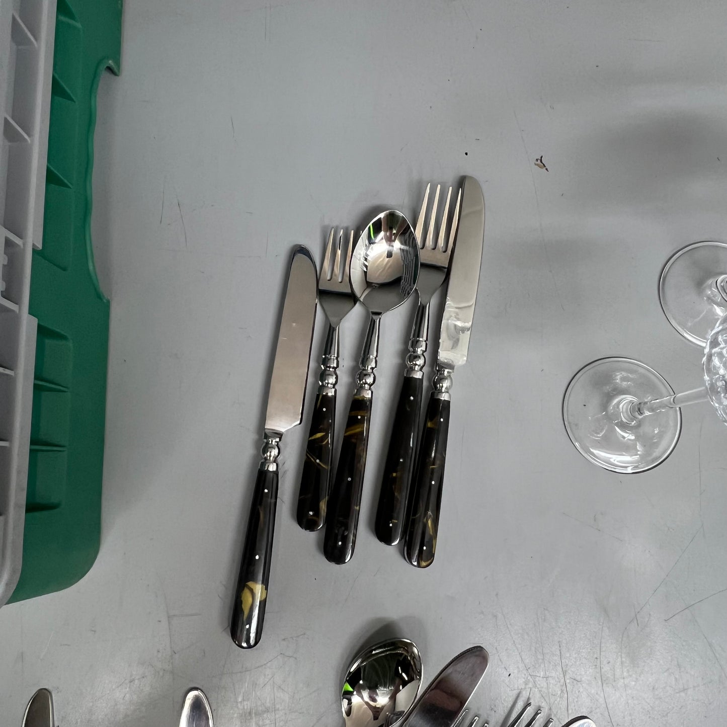 ZA@ PAYWUT Assorted Cutlery, Wine Glasses, and Commercial Dishwasher Rack