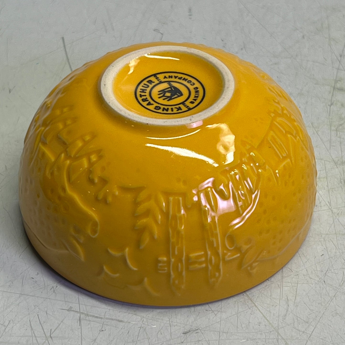 ZA@ KING ARTHUR  (SET OF 4) In The Farmyard Prep Bowls 6oz Cap Red/Yellow/White/Blue 51245