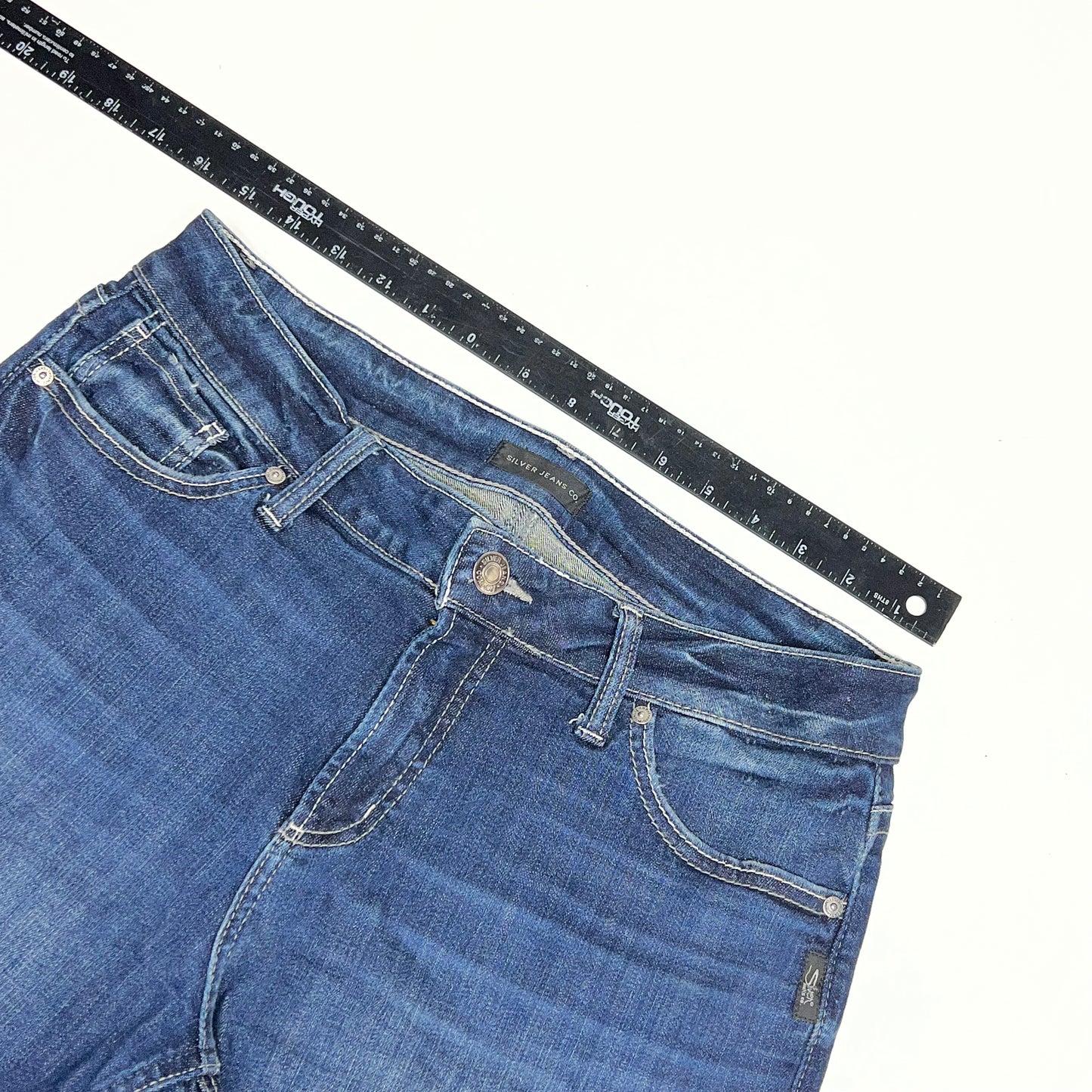 SILVER JEANS CO. Suki Bermuda Shorts Women's Sz 30/9 Dark Indigo L53943SCV399