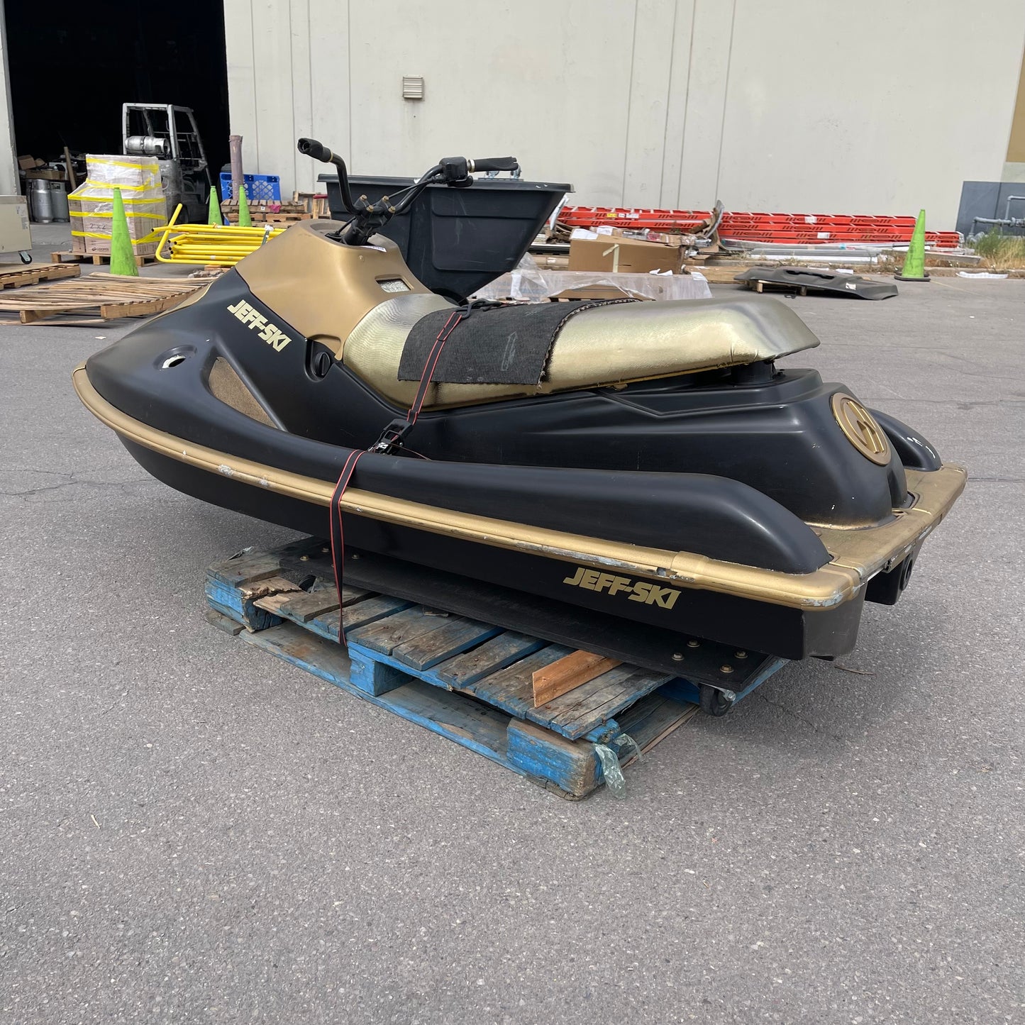 Z@ KAWASAKI Personal Watercraft (Waverunner/Jet Ski/Sea-Doo) Black & Gold w/ Custom "Jeff-Ski" Print (AS-IS)