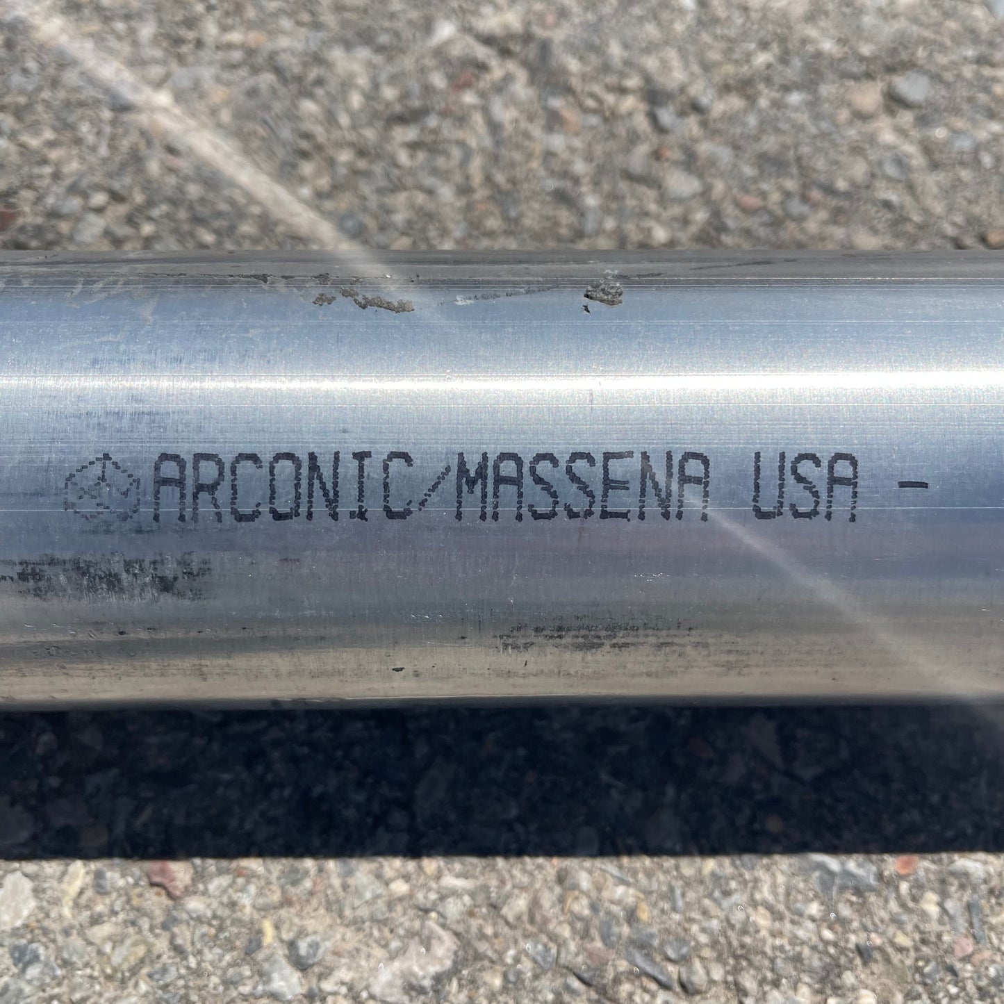 ZA@ Pallet of ALUMINUM Rod 2” Diameter 70 lbs (AS-IS)