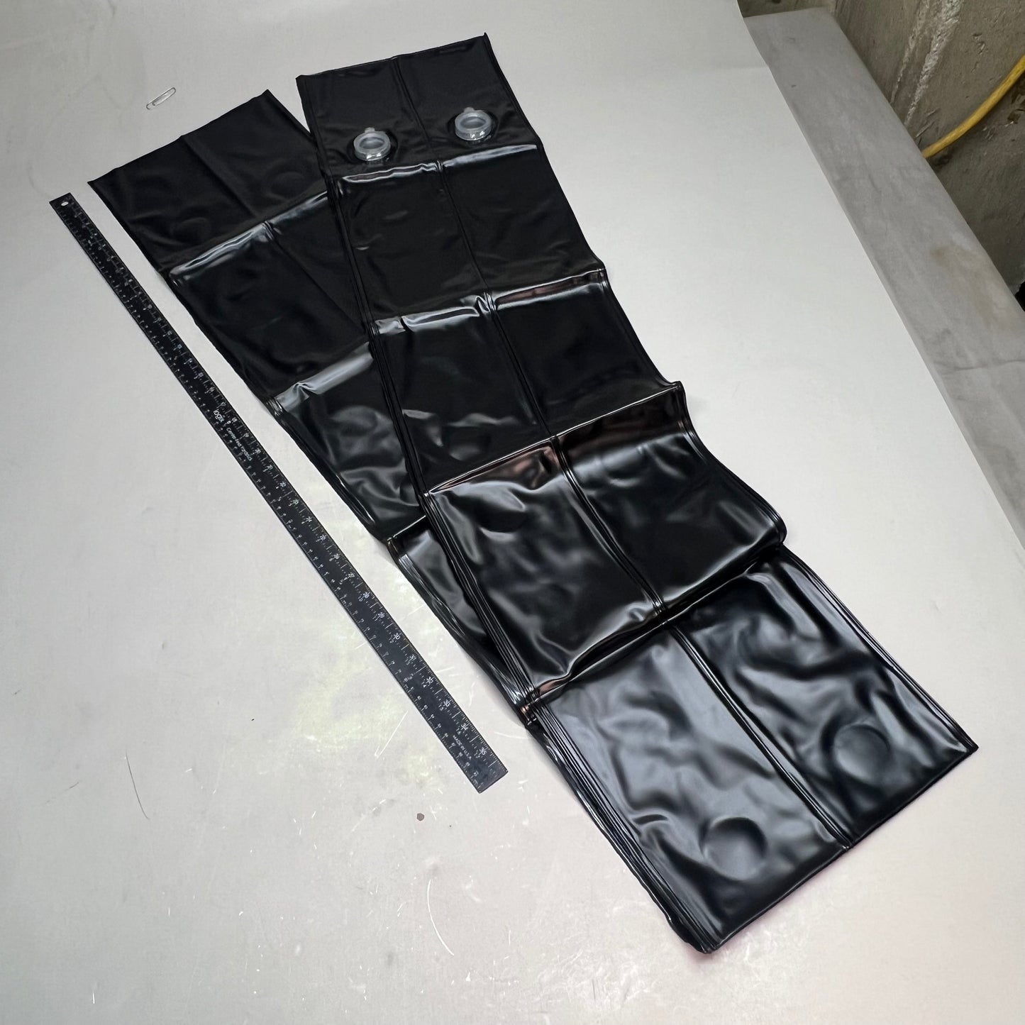 GLI Heavy Duty Double Water Tube Pool Cover 8' Black 50-0008WTD-HD-BLK