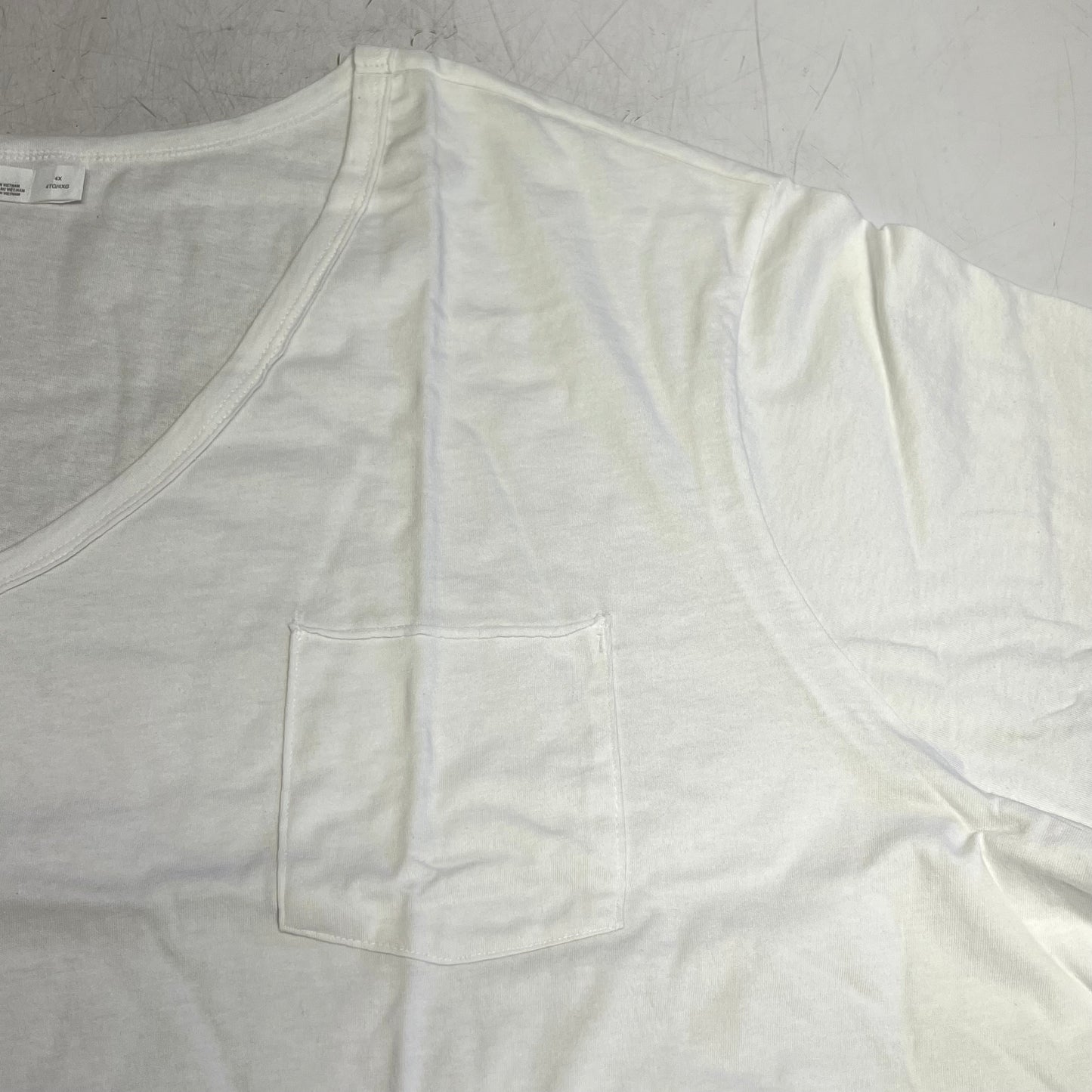 HANES Originals V Neck Tee Shirt W/ Chest Pocket Women's Sz 2X White 0G159P