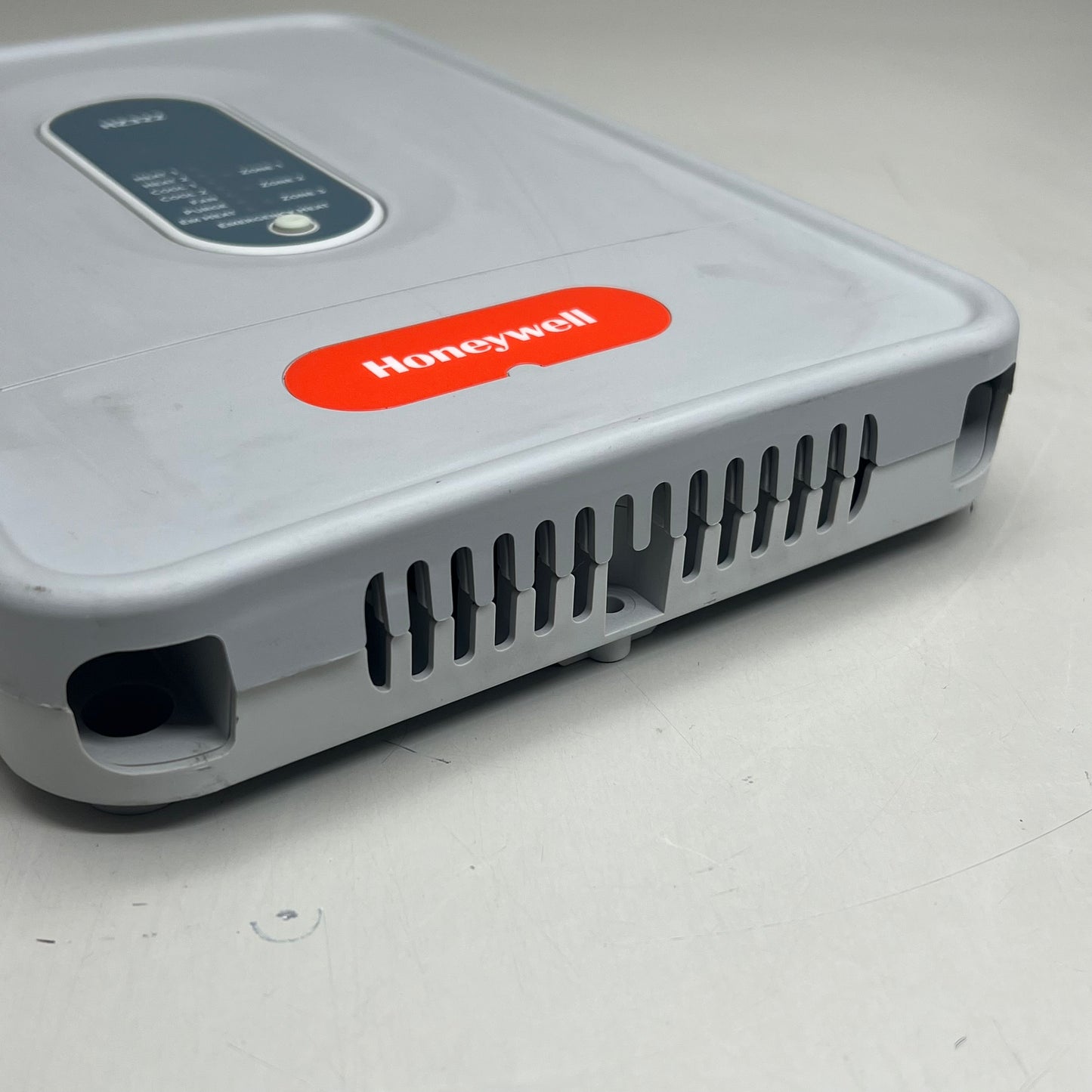 HONEYWELL TrueZone Panel Module for HVAC Systems As-is Slightly Used (see images) 11.5"x8"HZ322