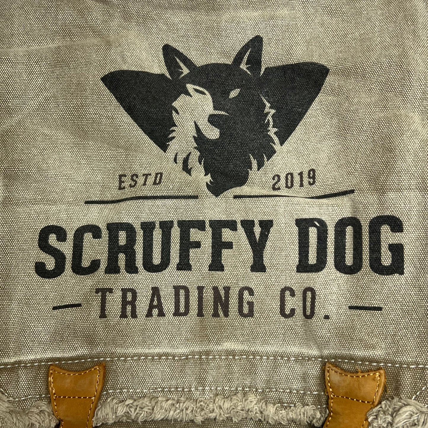 SCRUFFY DOG Vintage Messenger Bag for Men & Women 13"W x 13"H x 5"L SD3MBC001