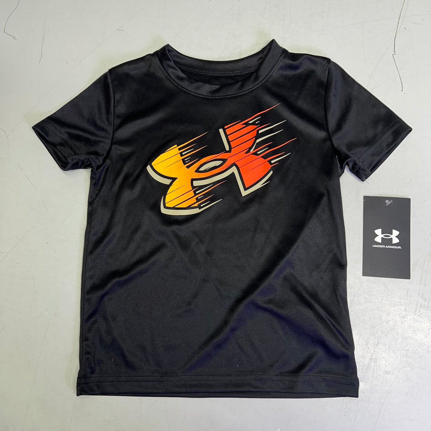 UNDER ARMOUR Toddler Woven T-Shirt & Shorts Set Boys Sz 3T Khaki/Black UASII38D