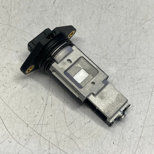 BLUE STREAK Premium Quality Mass Airflow Sensor for Kia & Saab MF210227N