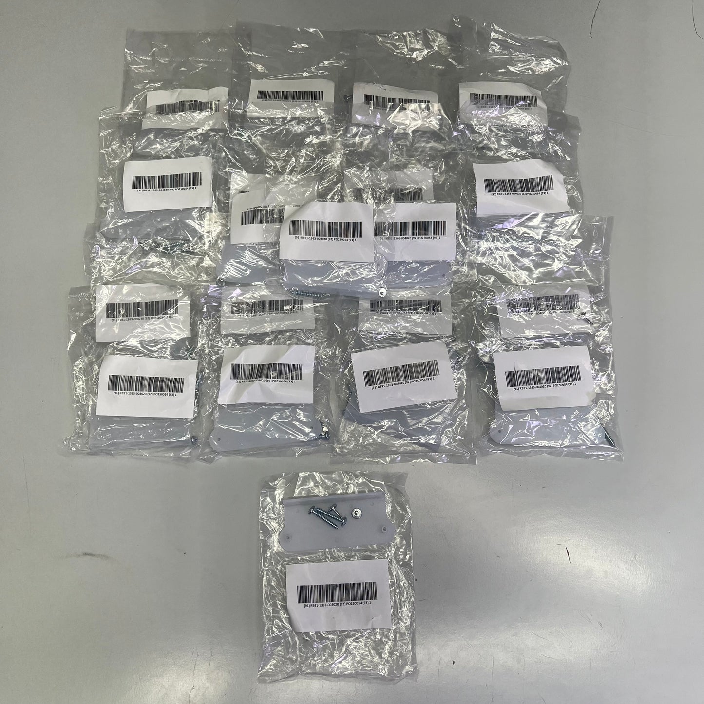 ZA@ ROLLEASE ACMEDA (20 PACK) Flex Chainhold Tension Device For Manual Roller Shades  Frosted Clear RB91-1363-004020