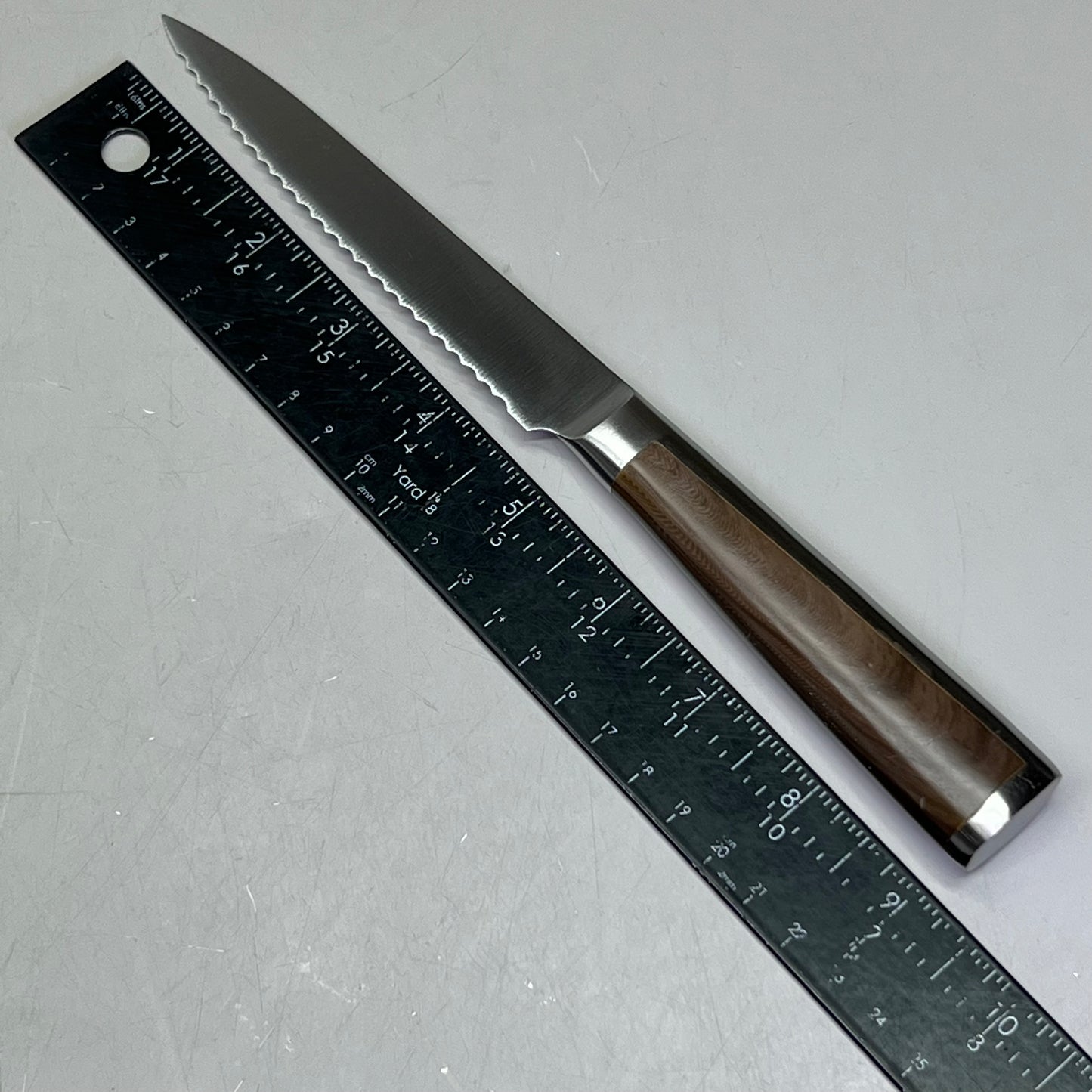 LIBBEY (12 PACK) 1/4" Serrated Frontier Steak Knife W/ Brown Handle Grey 201-2832