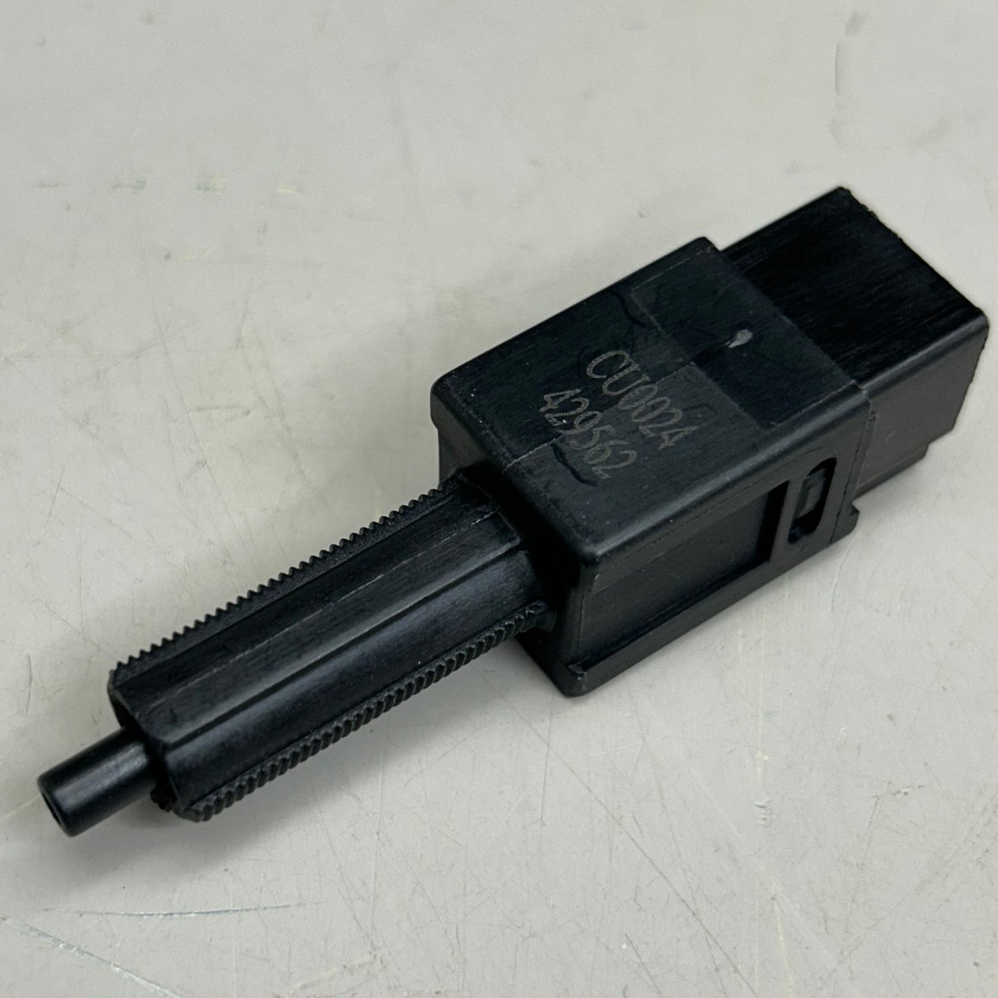 CARQUEST Brake Light Switch Replacement Part For Infiniti & Nissan SAA4547