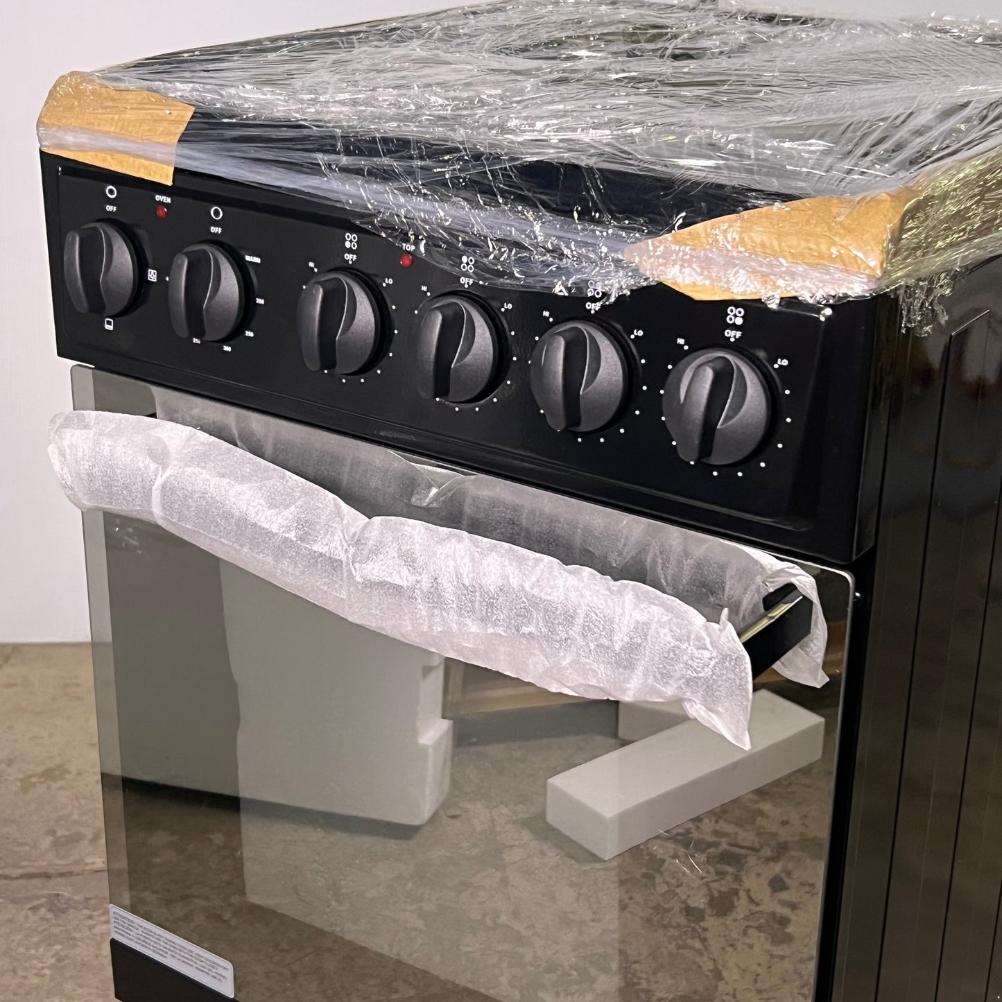 ZA@ PREMIUM LEVELLA  Freestanding Electric Range 240V PRE2027GB Sz 19.5" x 25.2" x 39.3" Black (New)