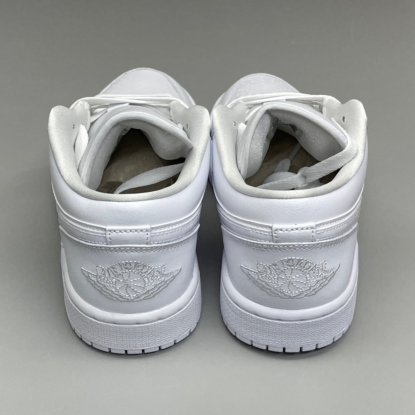 NIKE AIR JORDAN 1 Low Triple White Women's Sz 9.5 DV0990-111 (New in Box)