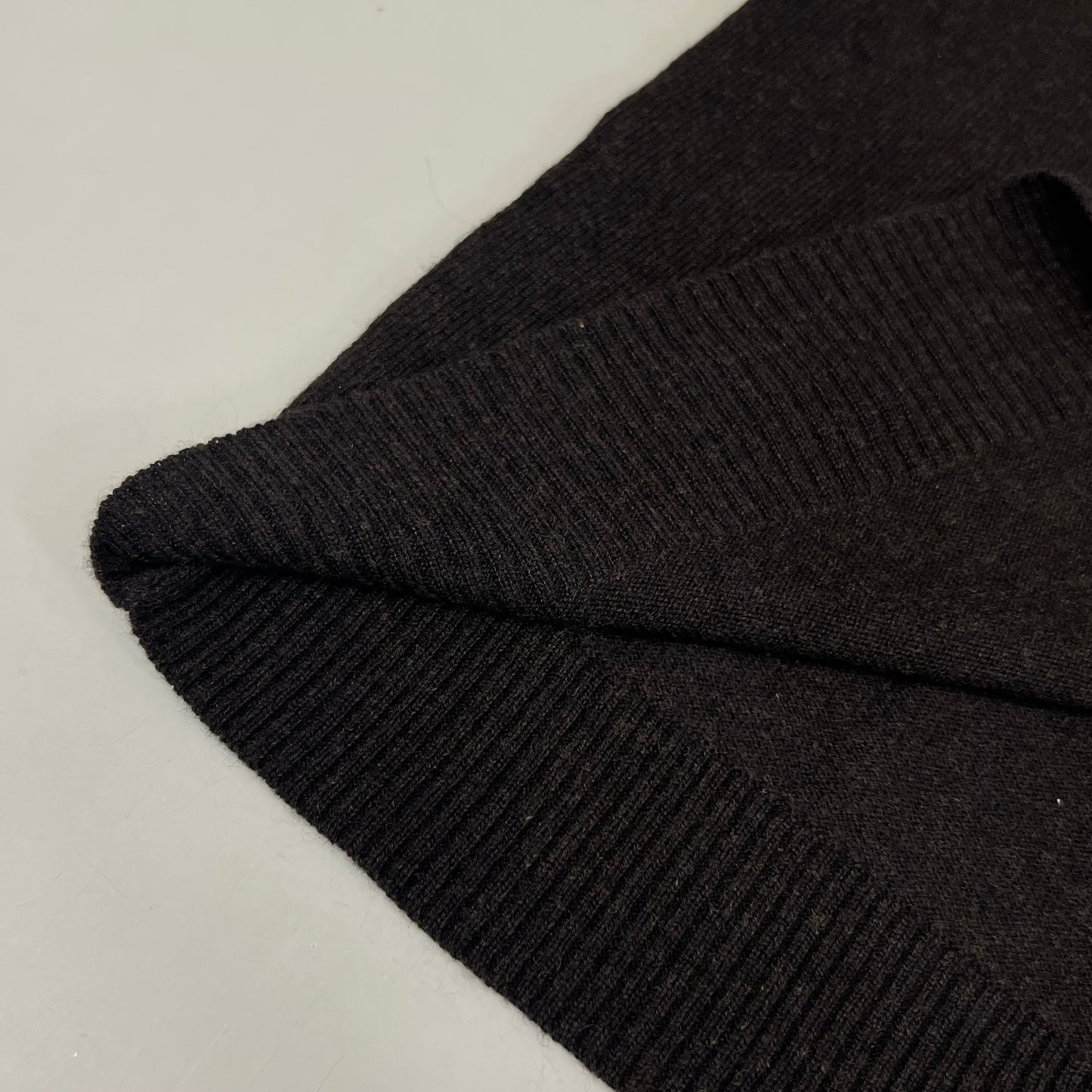 SAMSHIELD Candice Equestrian Wool Sweater Women's Sz S Black